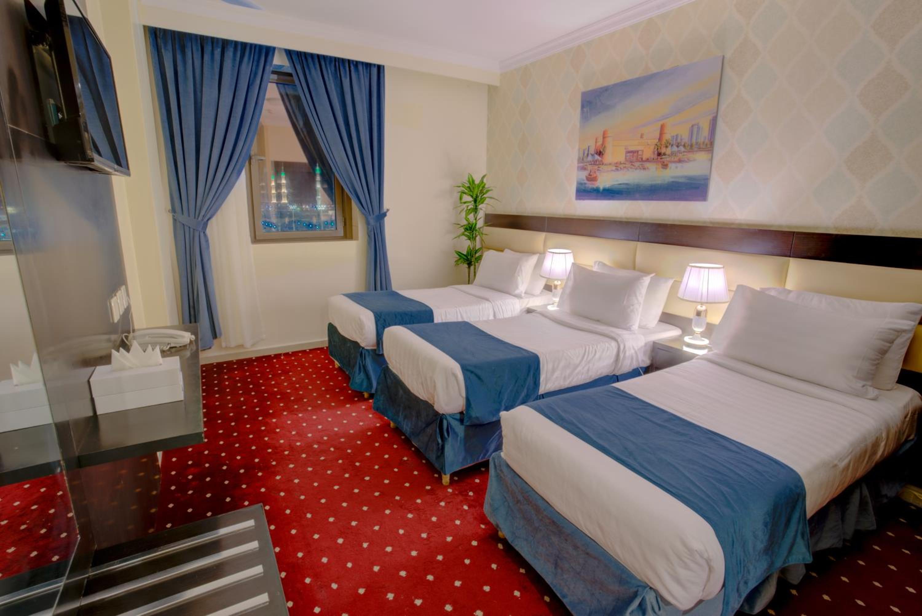 Triple Room - Photo 1