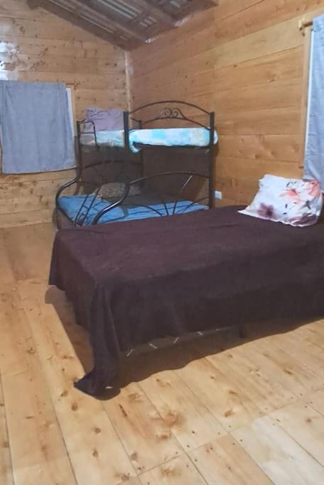 One-Bedroom House photo 1