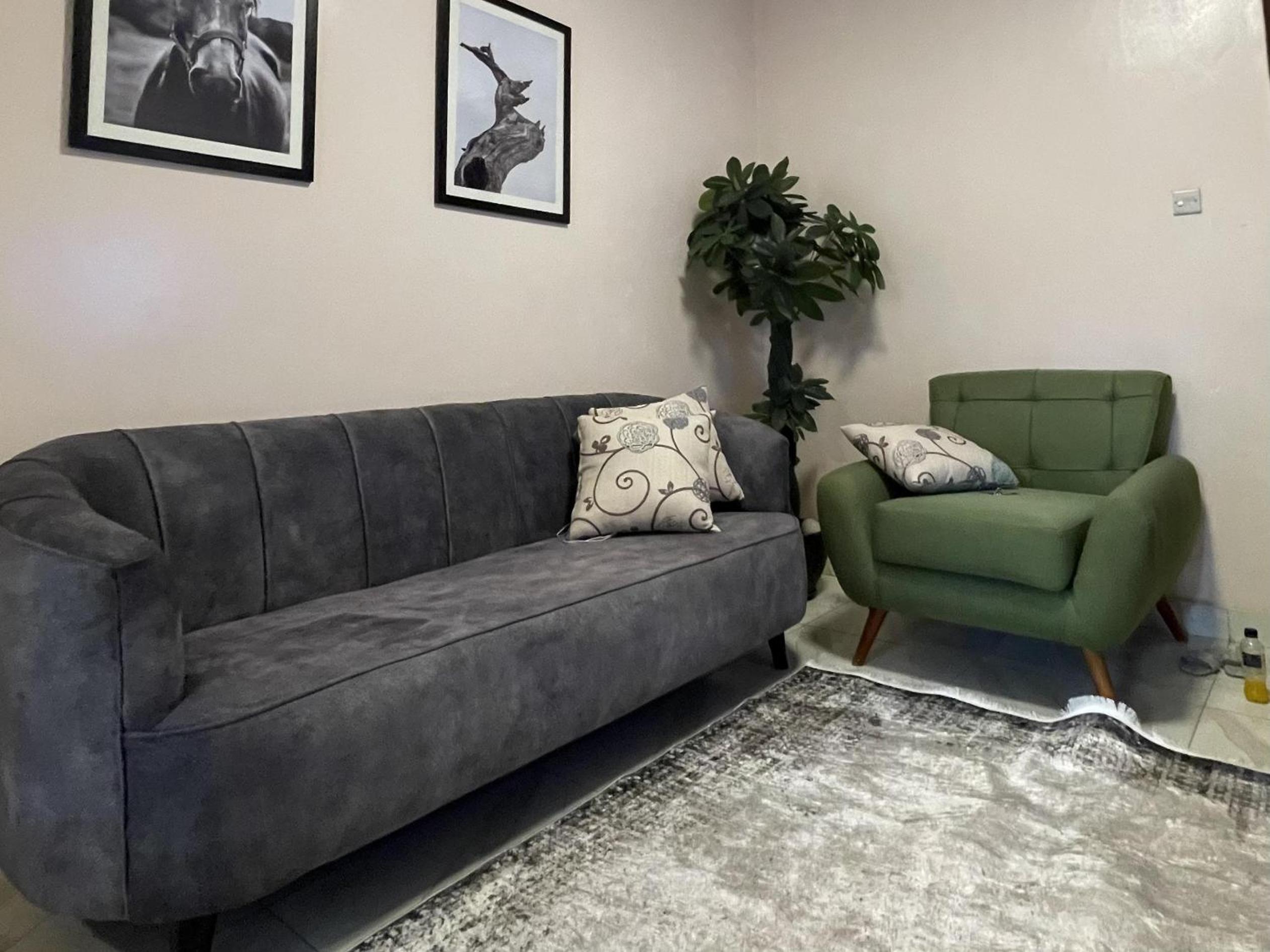 Apartment photo 1