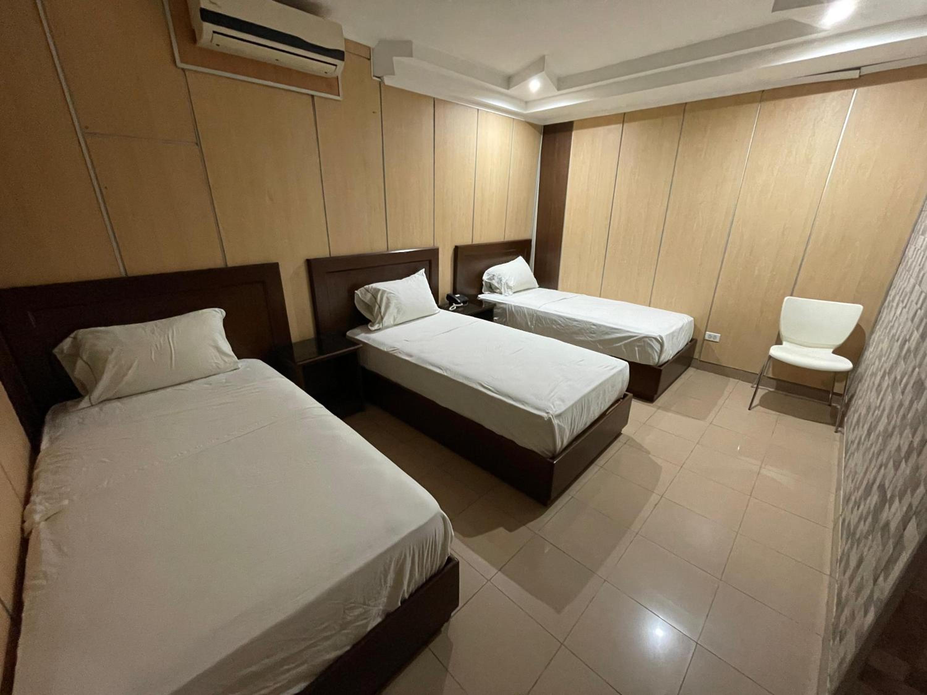 Triple Room photo 3