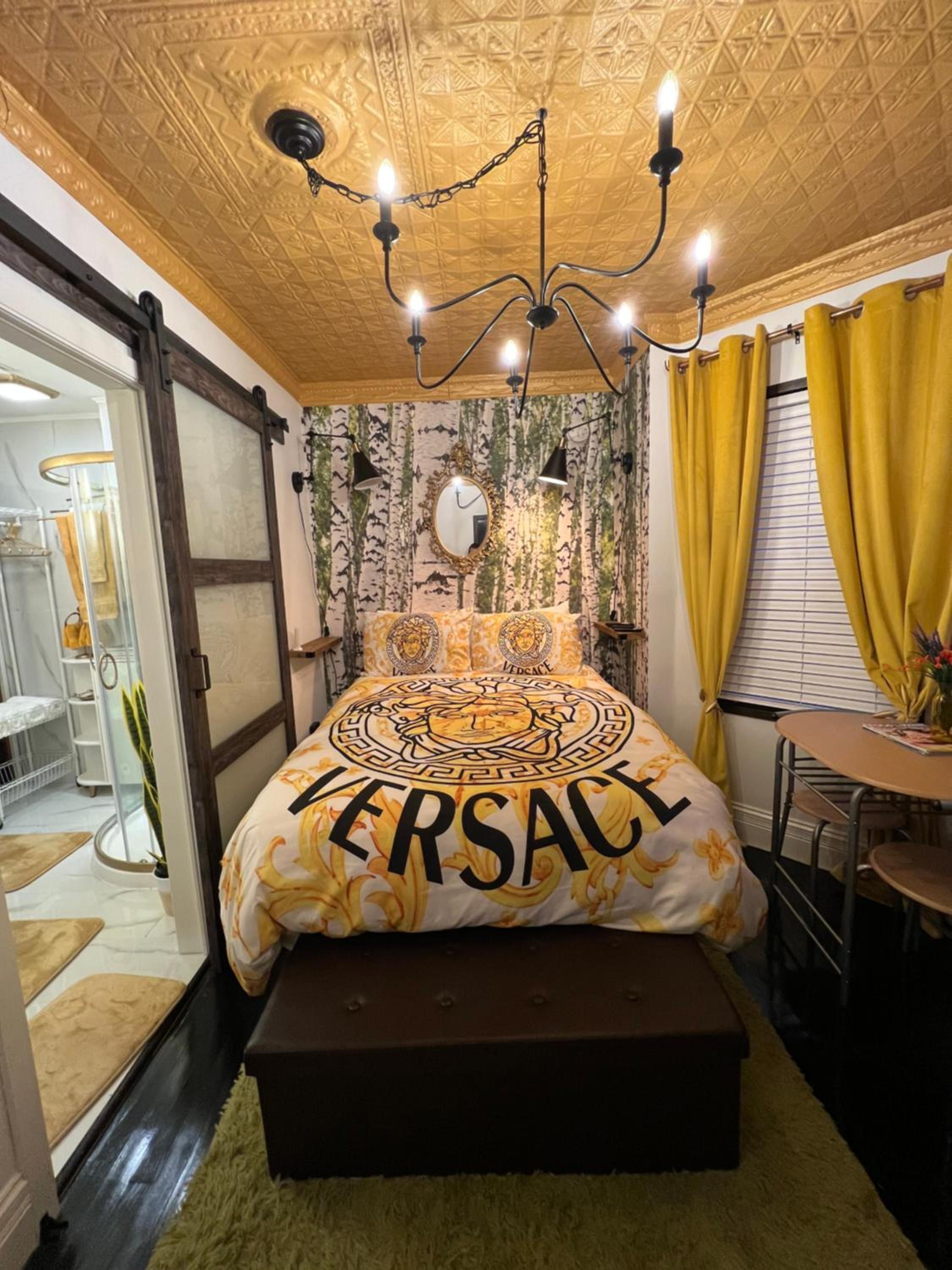 Single Room with Private Bathroom photo 1