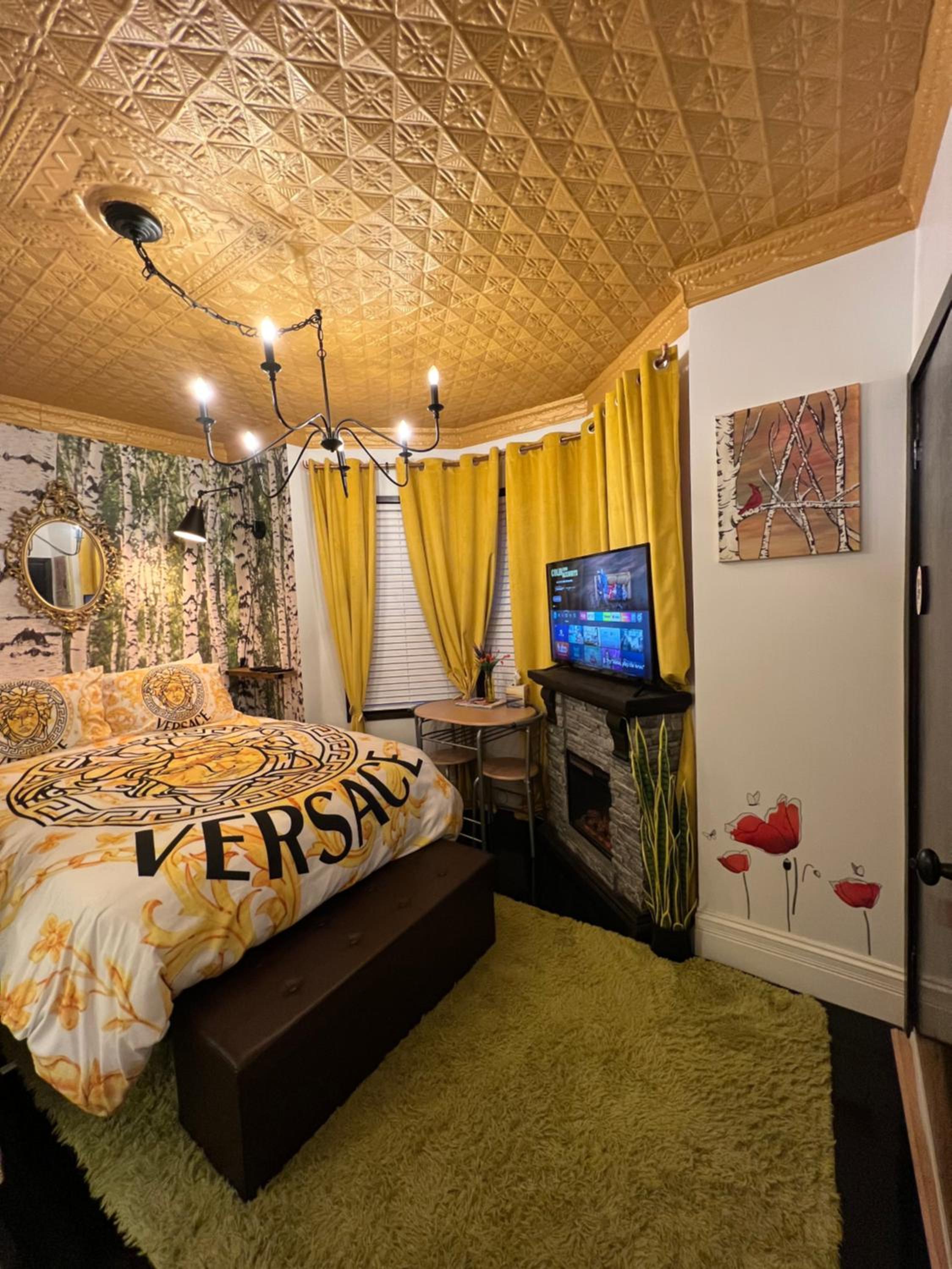 Single Room with Private Bathroom photo 2