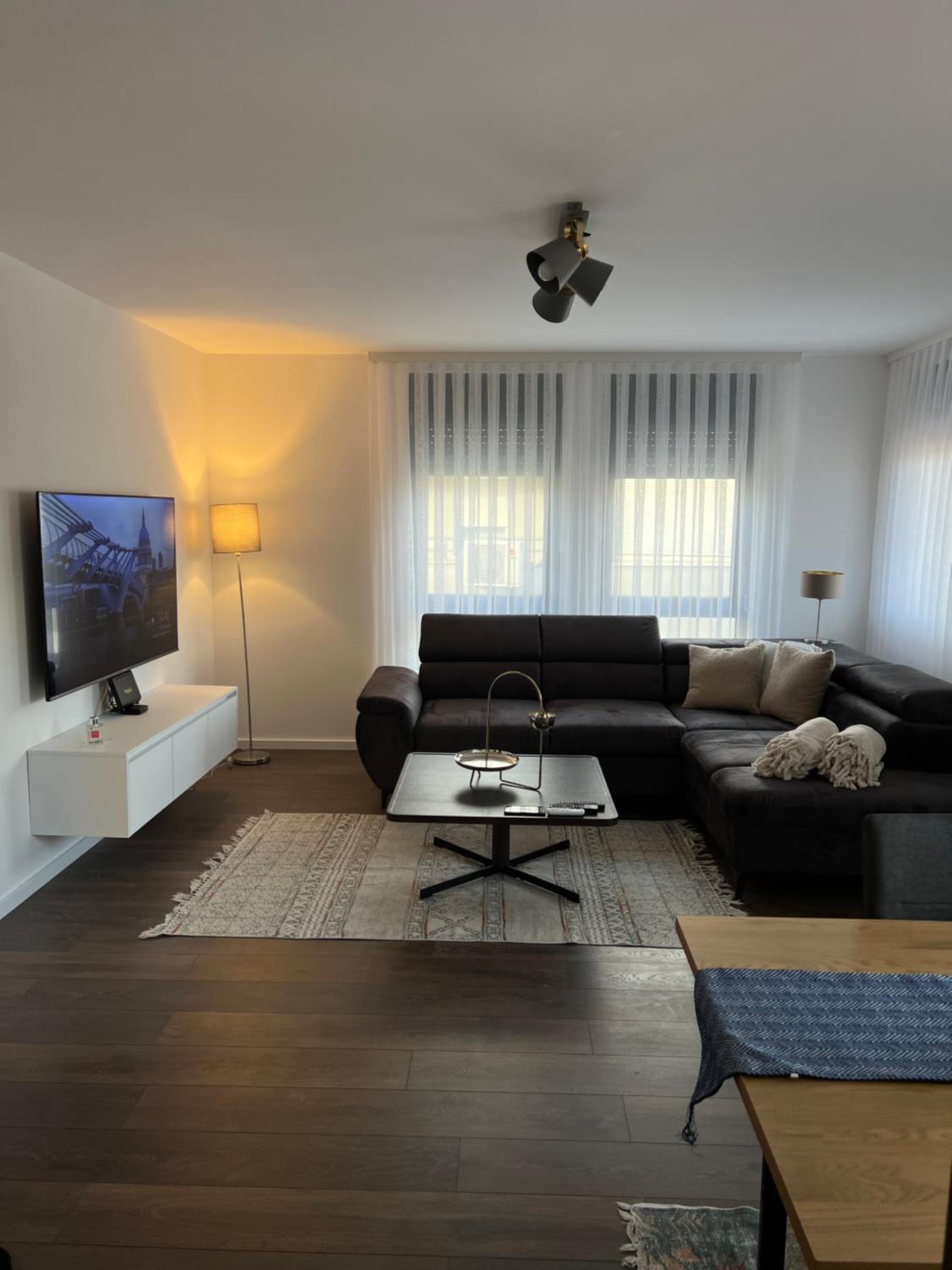Three-Bedroom Apartment photo 1
