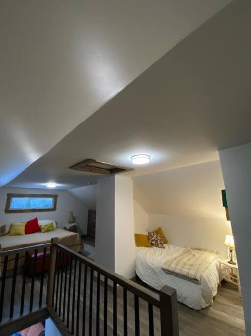 One-Bedroom House photo 1
