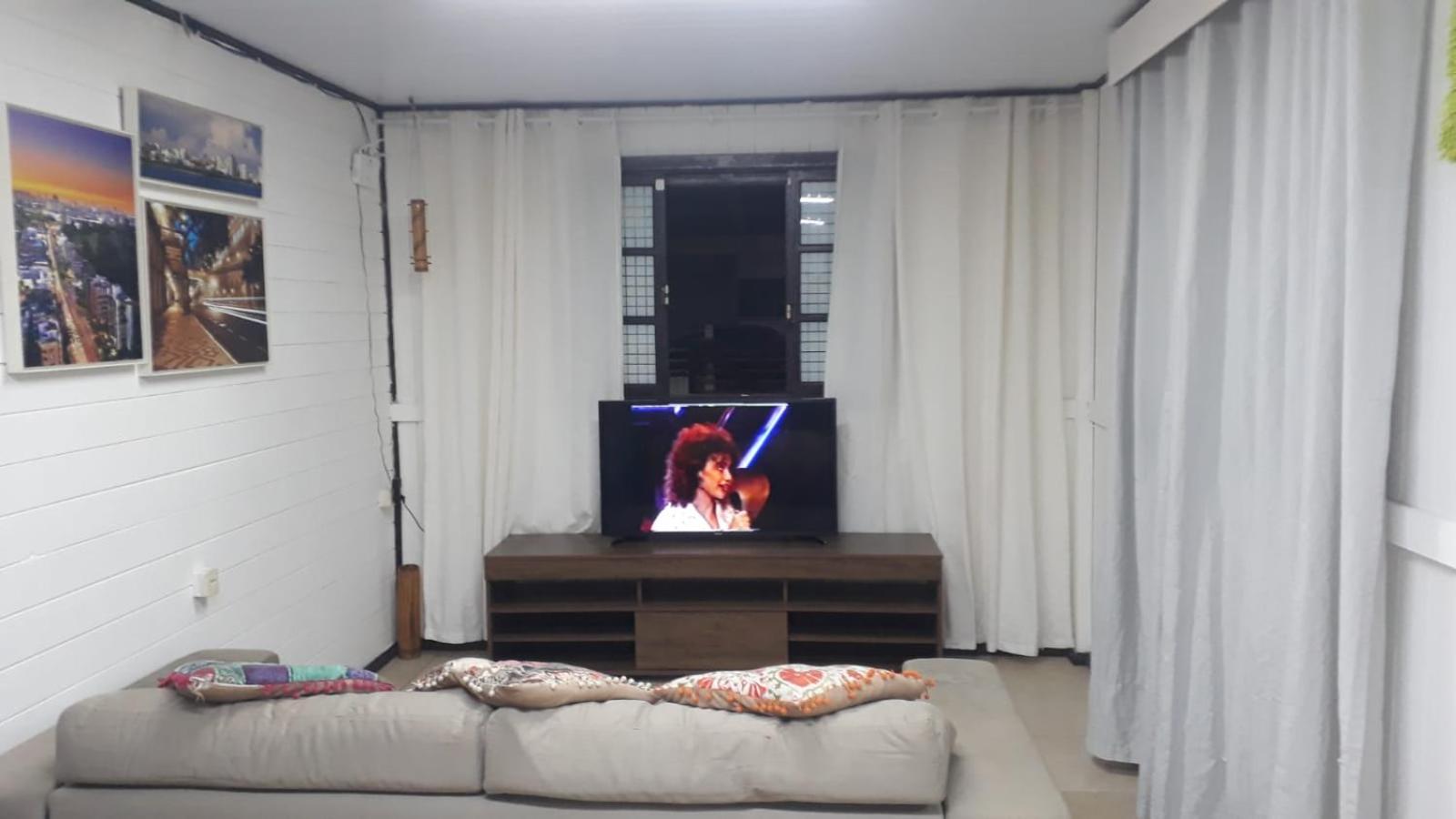 Two-Bedroom House photo 3