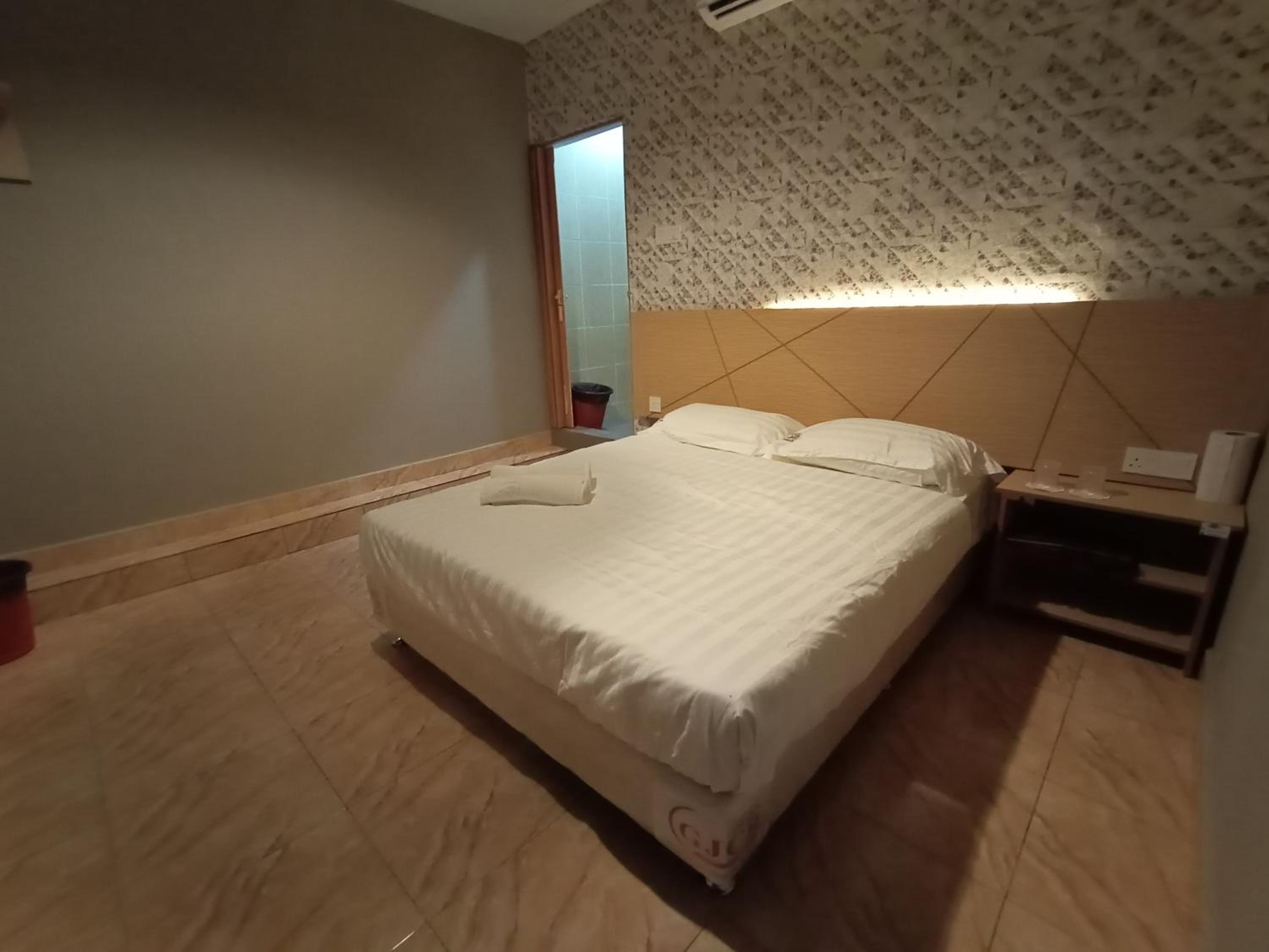 Deluxe Double Room - Photo 1