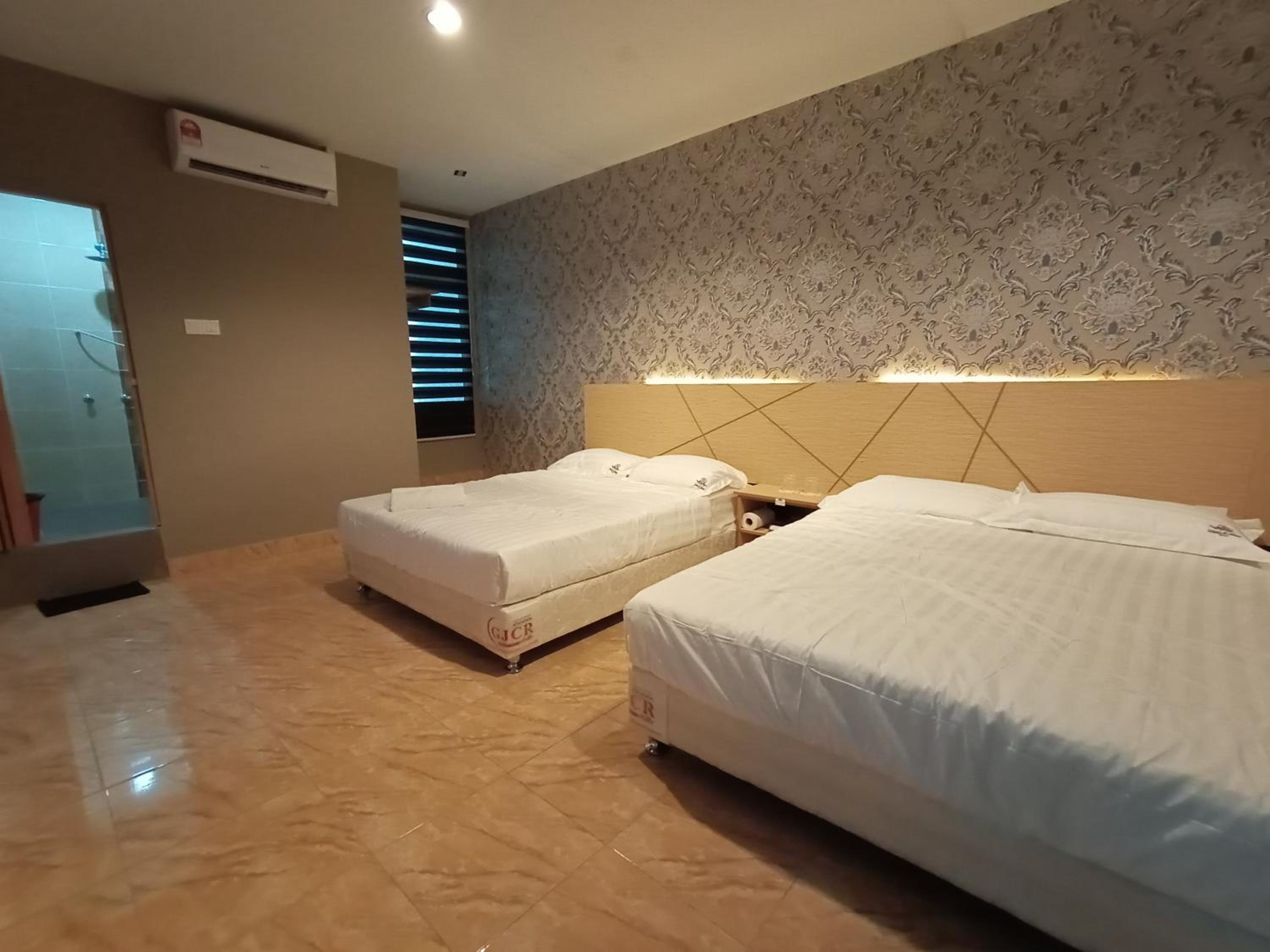 Family Suite - Photo 1