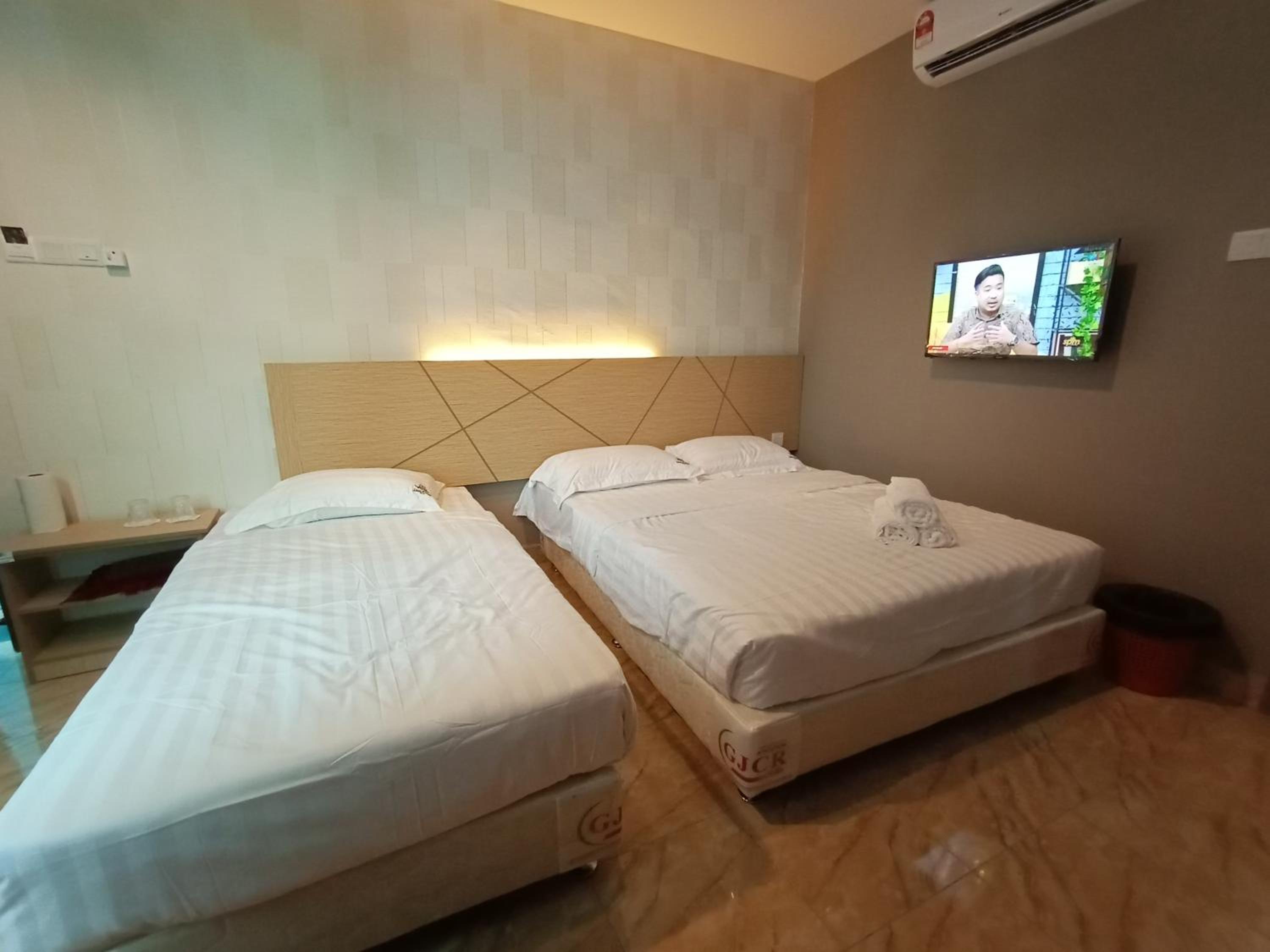 Deluxe Triple Room - Photo 2