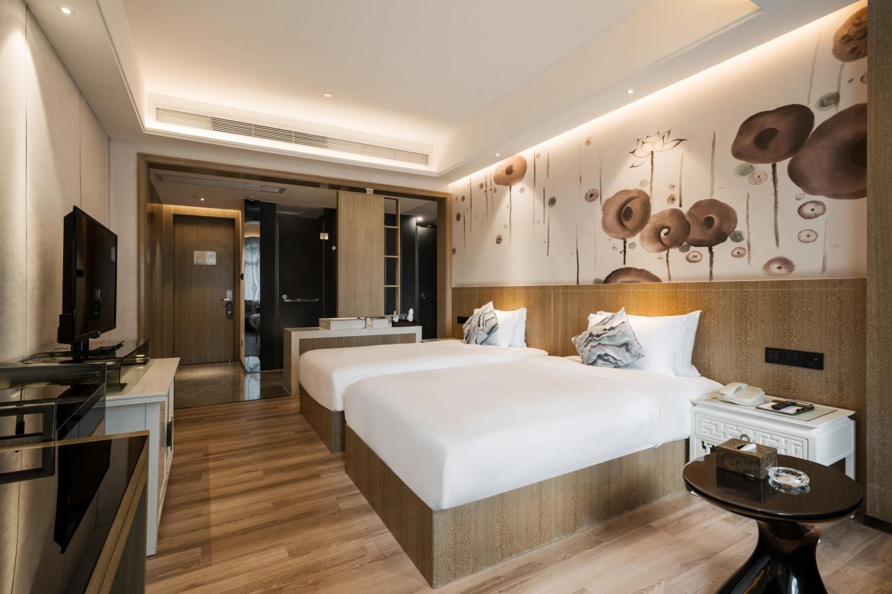 Deluxe Twin Room photo 2