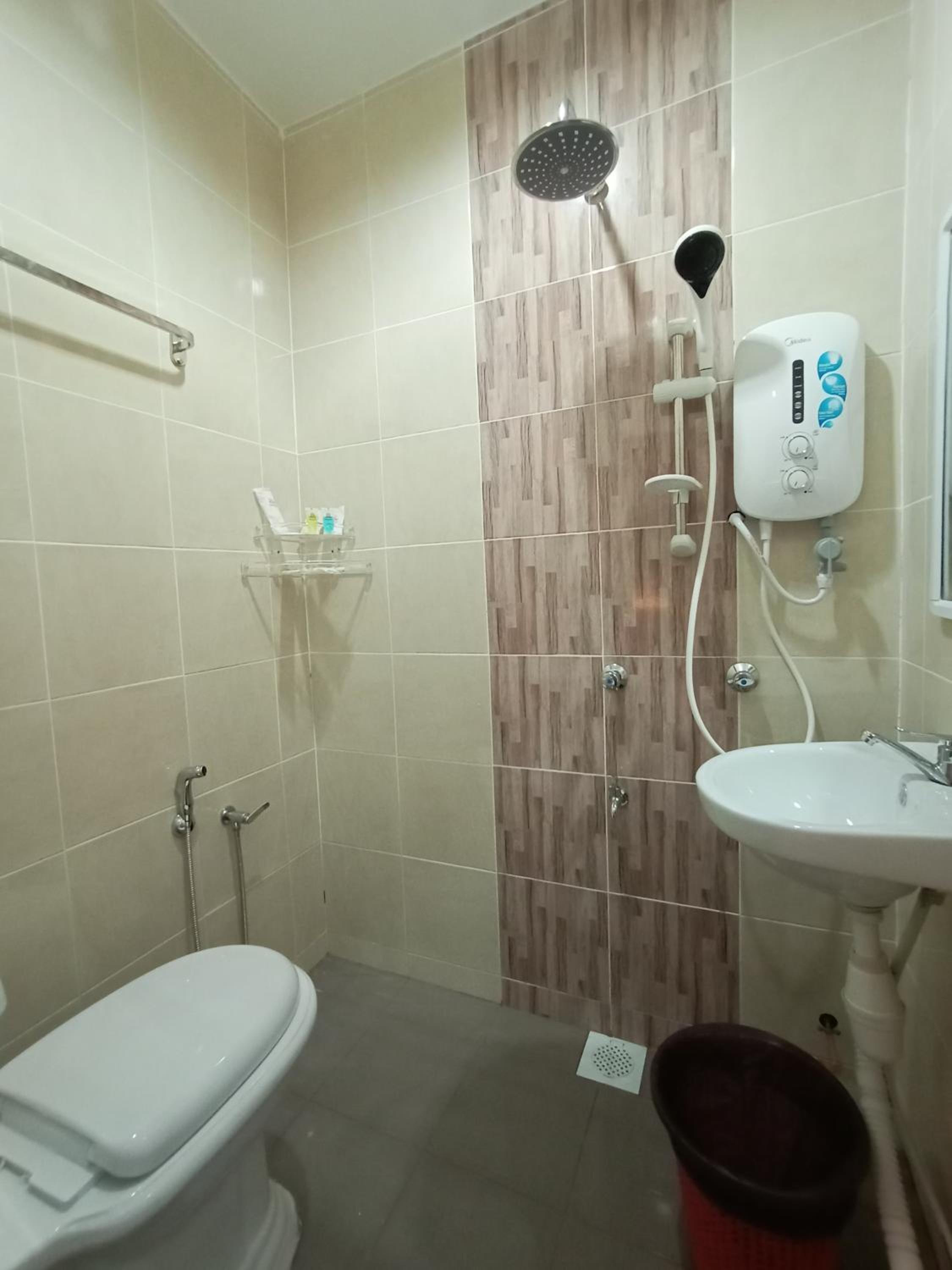 Deluxe Twin Room - Photo 4