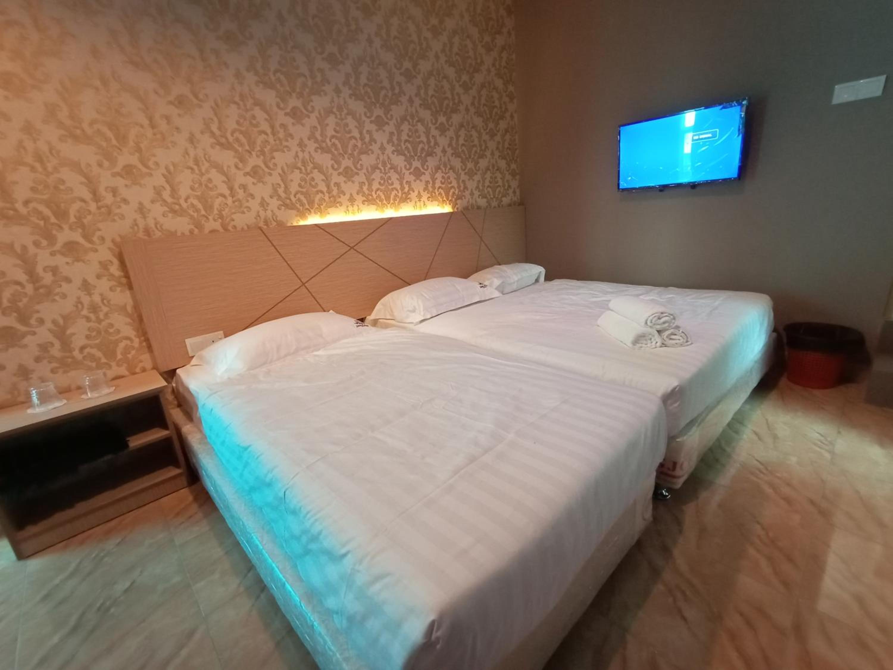 Deluxe Triple Room - Photo 3
