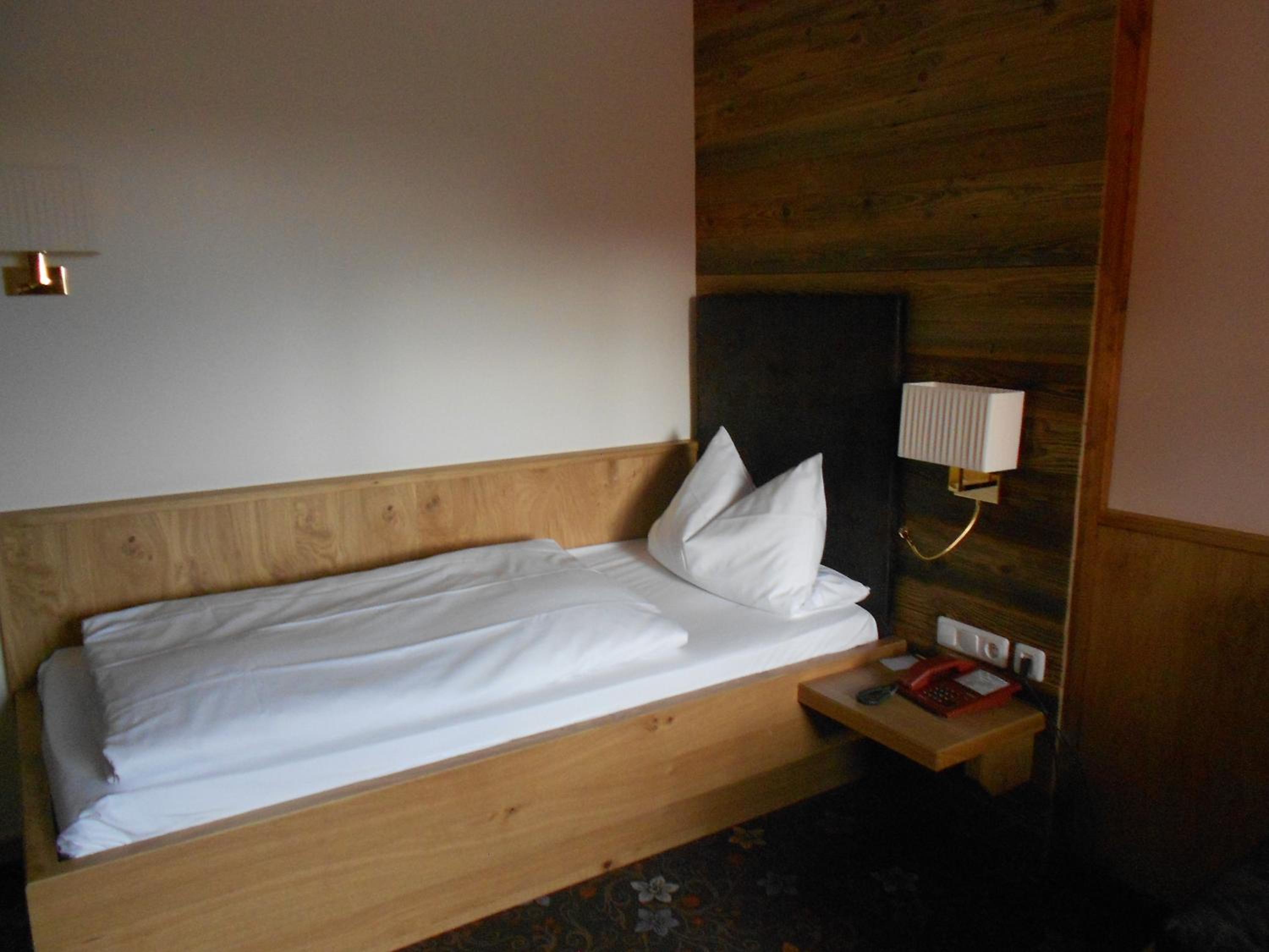 Single Room photo 3