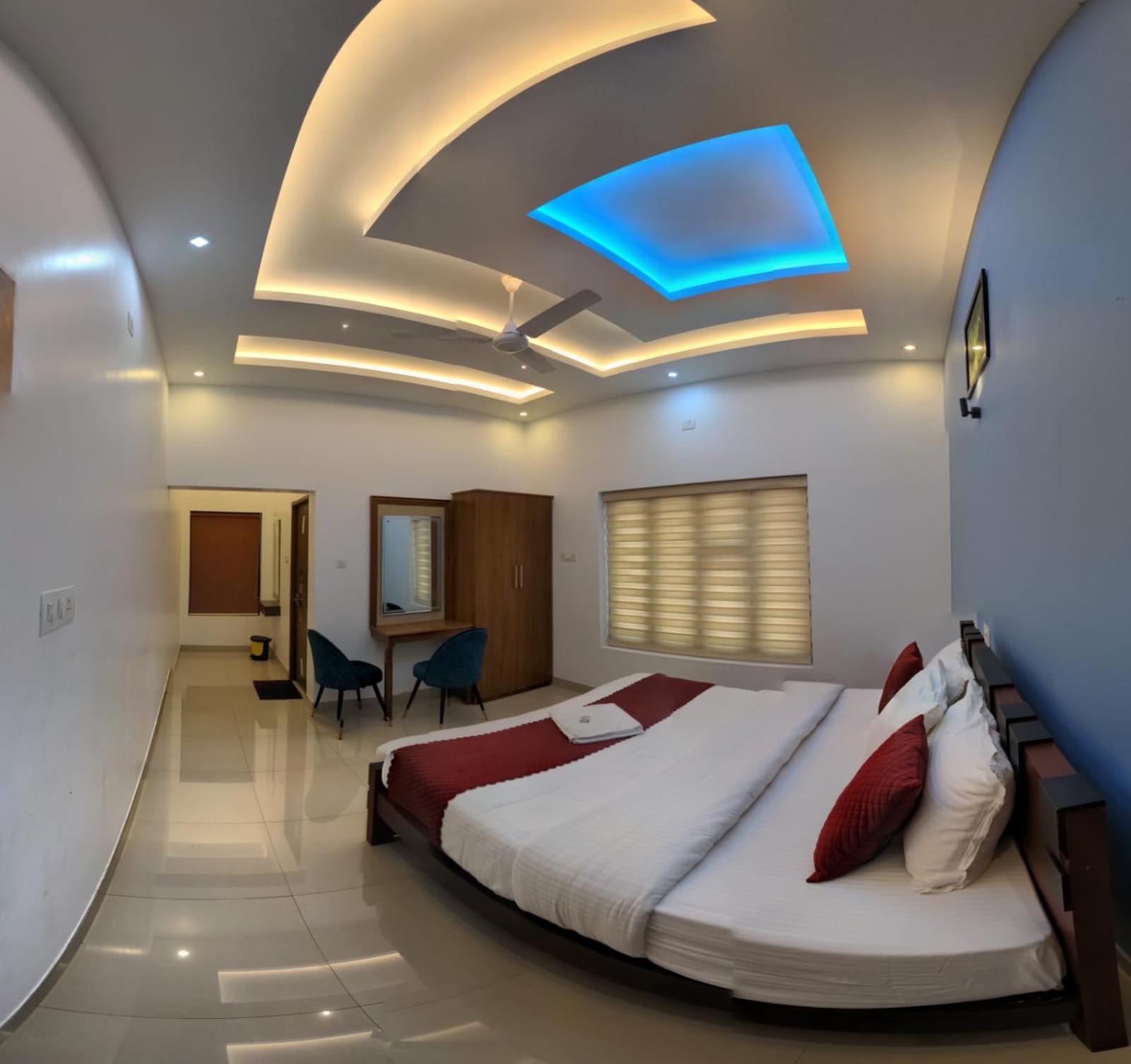 Luxury Triple Room
