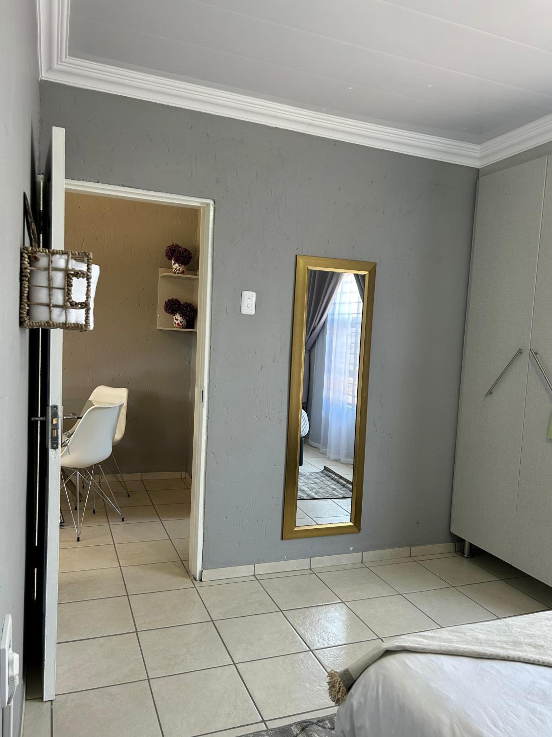 Executive Suite photo 1