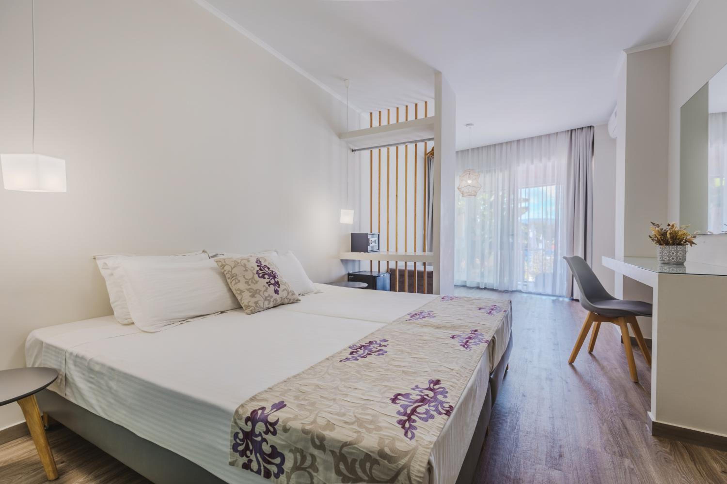 Suite with Terrace photo 1