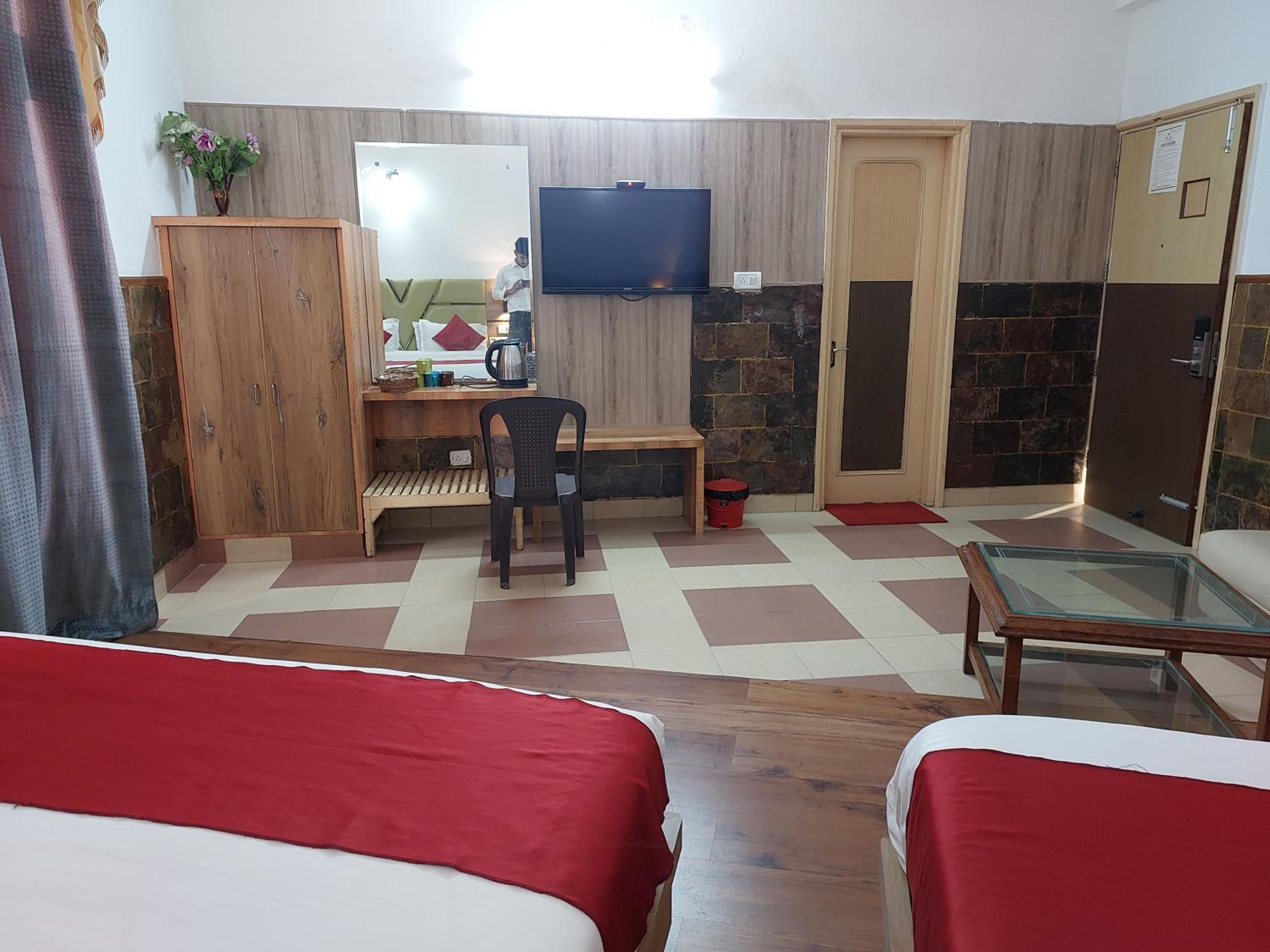 Family Room photo 2