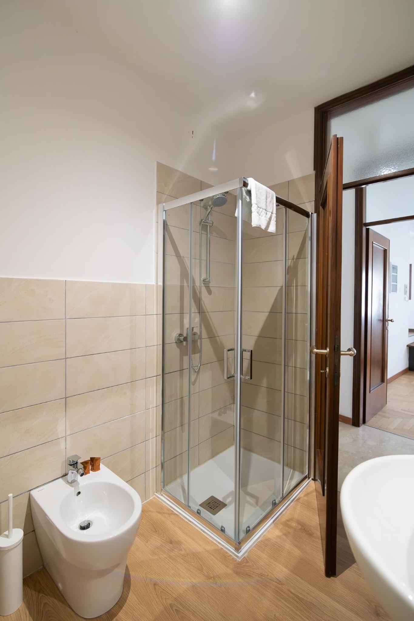 Three-Bedroom Apartment - Photo 9