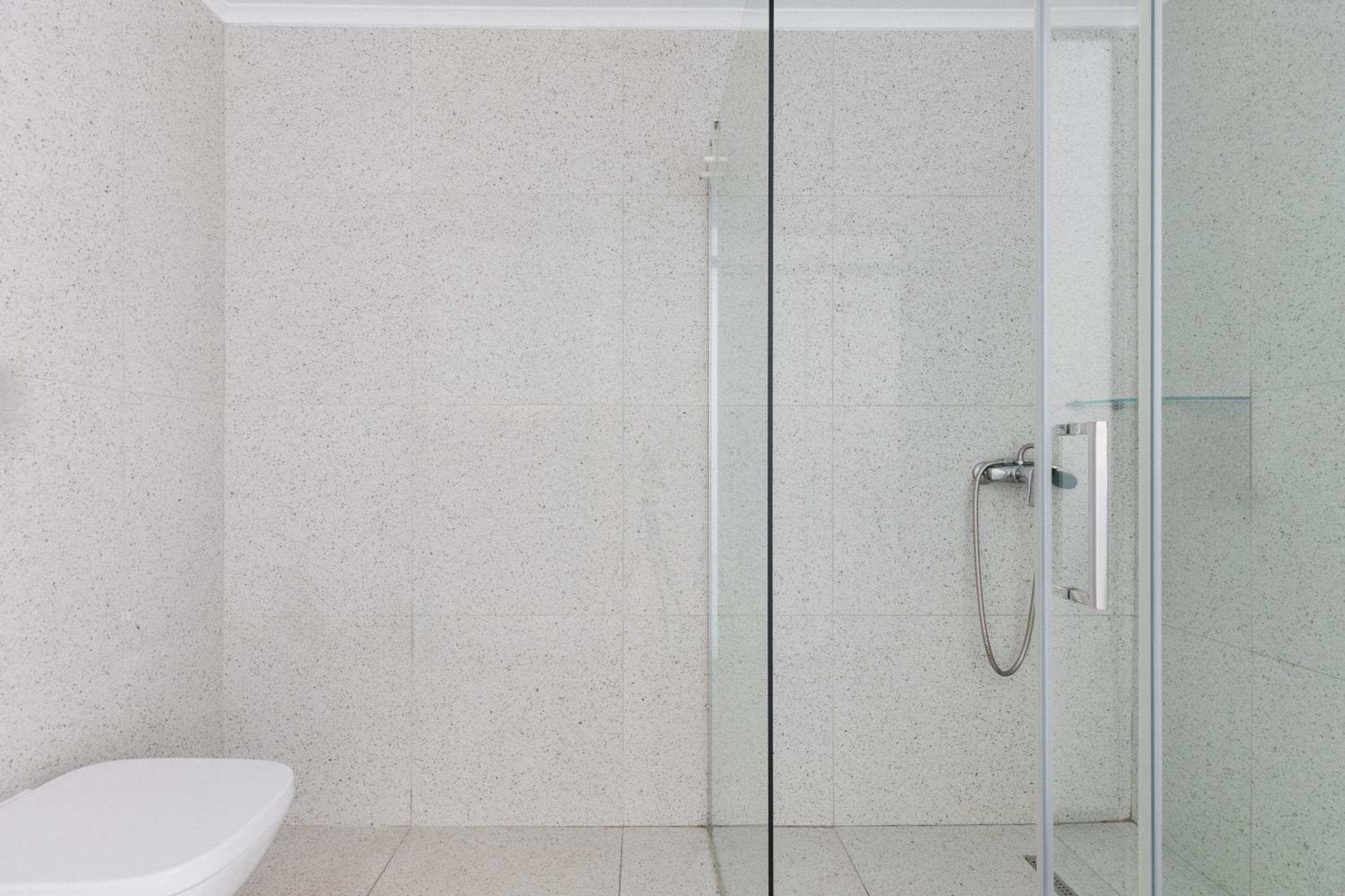 Suite - Photo 2