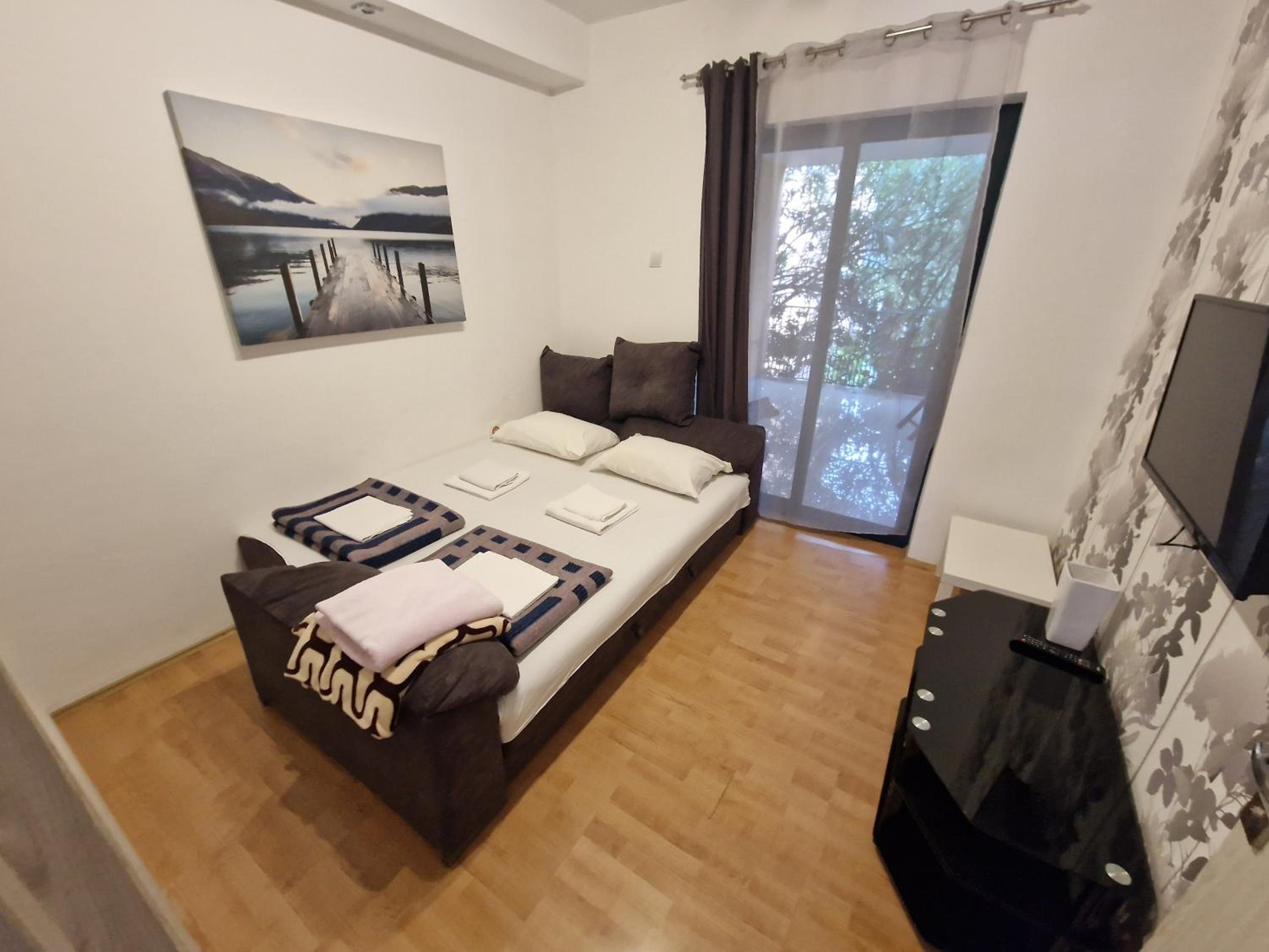 Apartment with Terrace photo 3