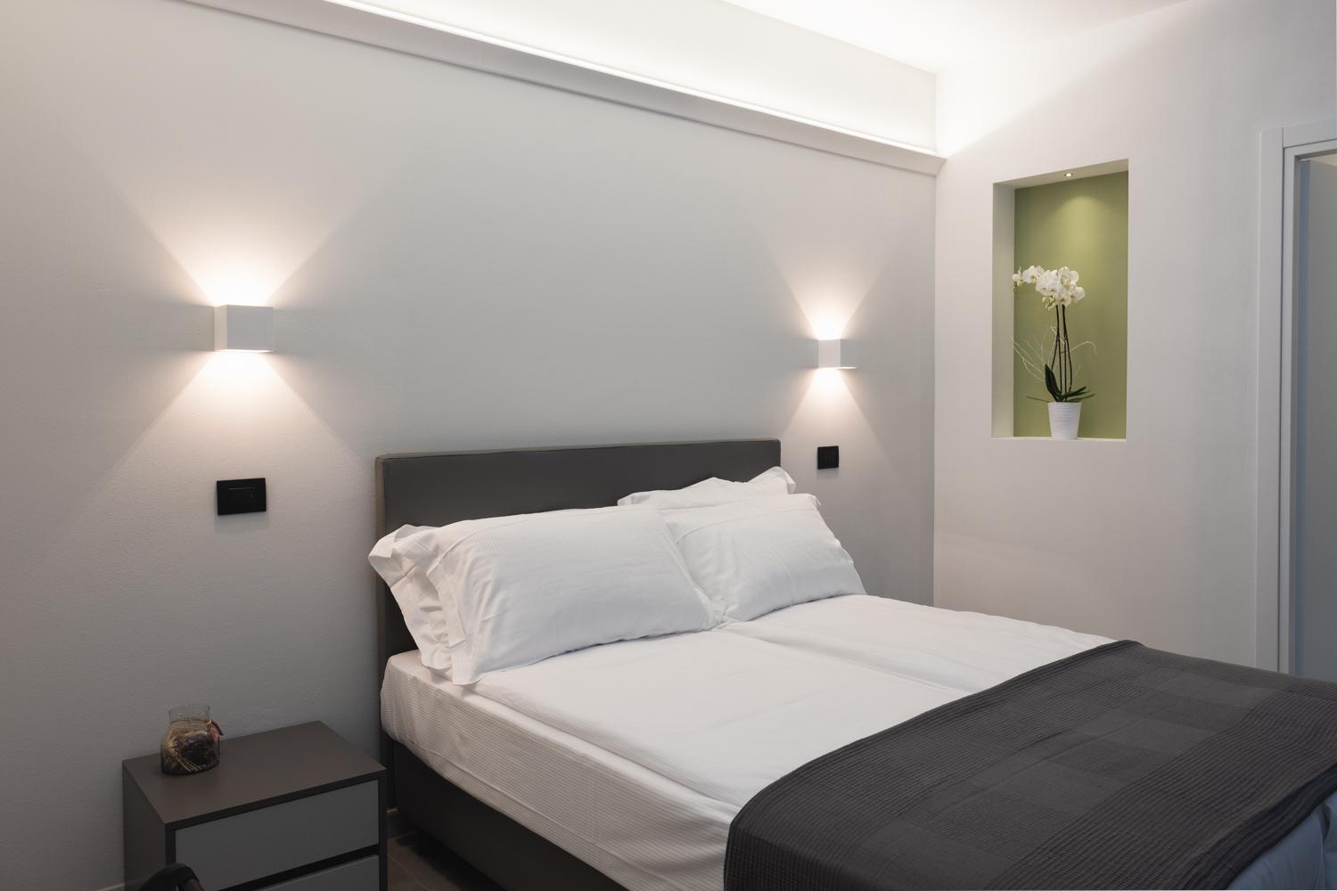 Deluxe Room - Photo 5