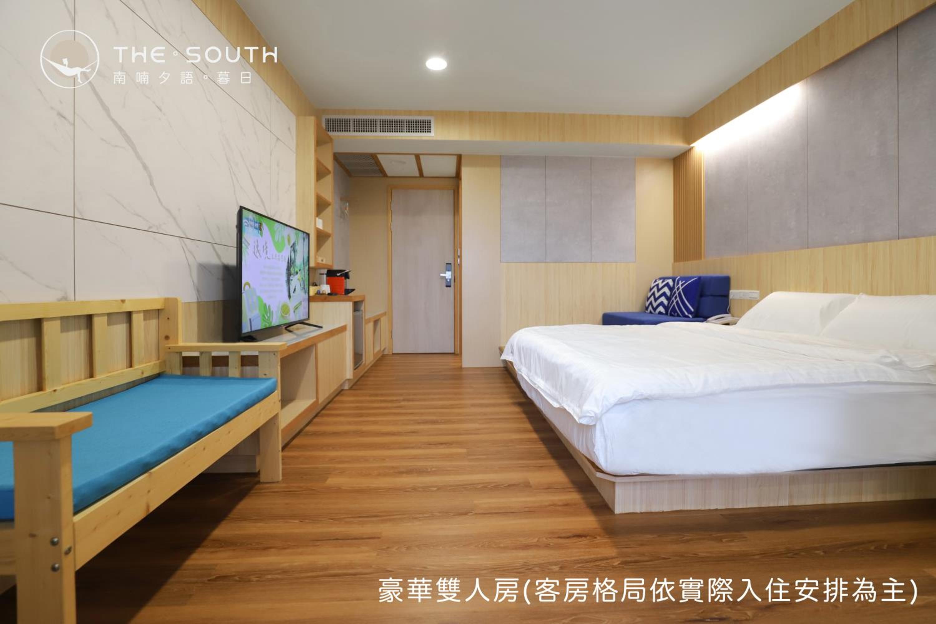 Deluxe Double Room photo 2