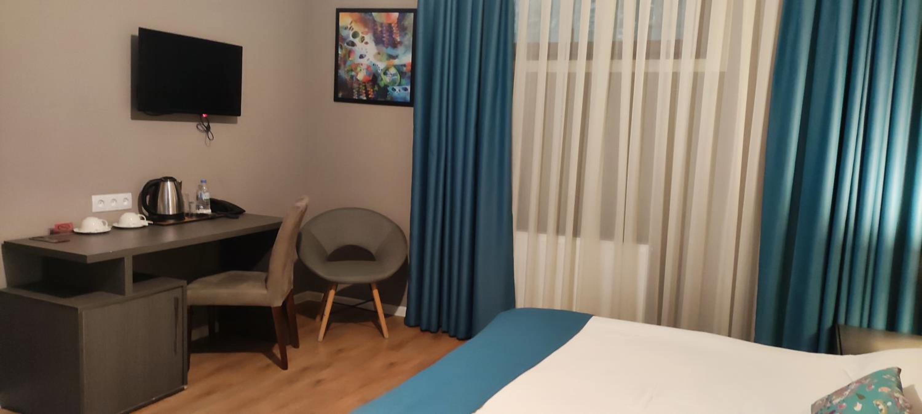 Budget Double Room photo 2