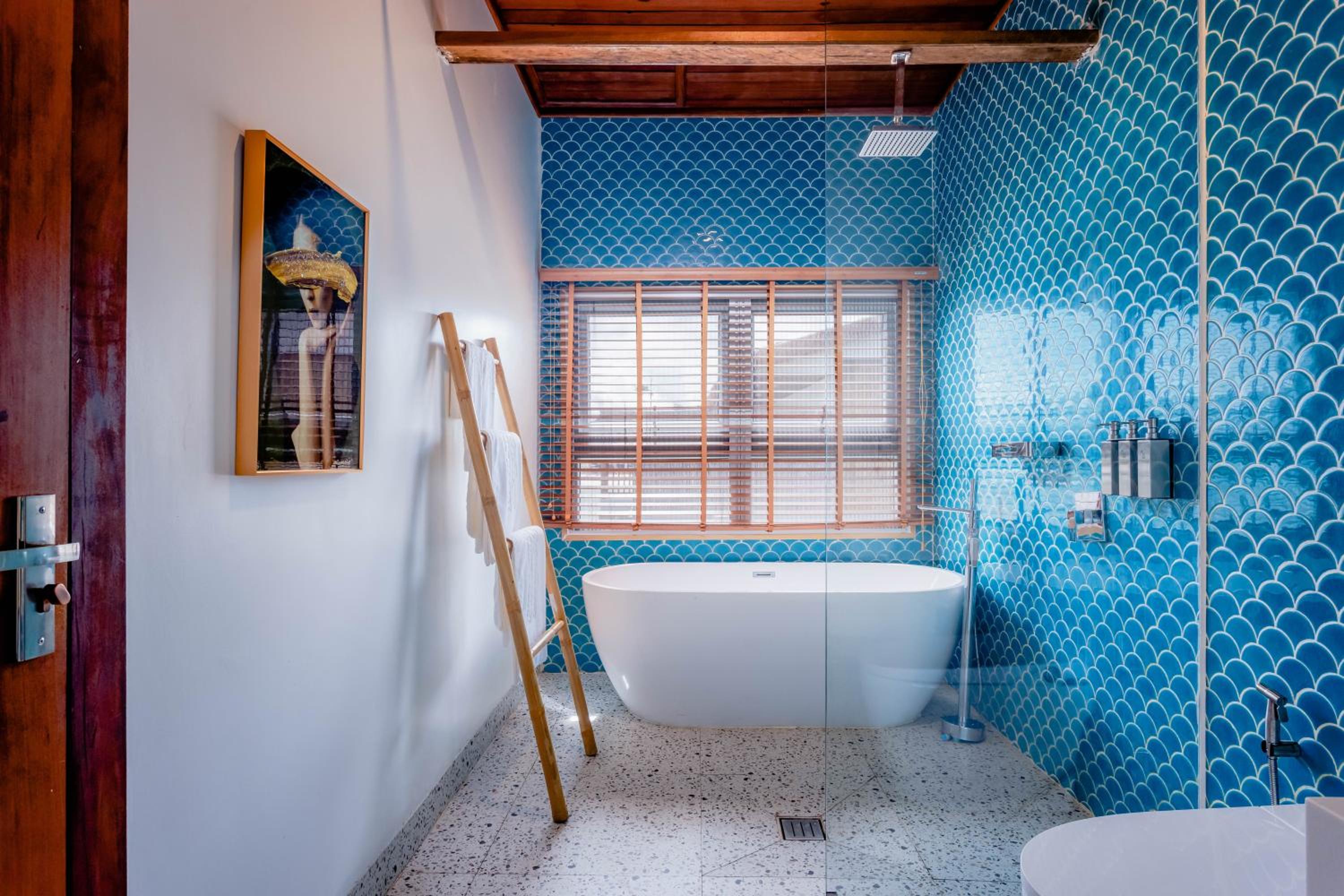 Prince Villa Twin Bed - Photo 3
