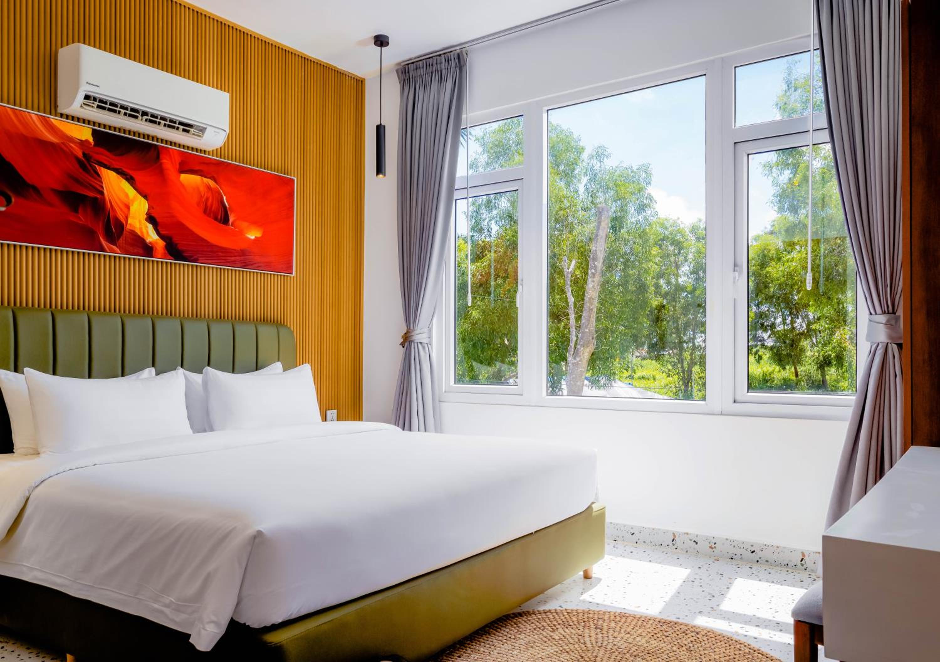Majesty Villa  - Photo 1