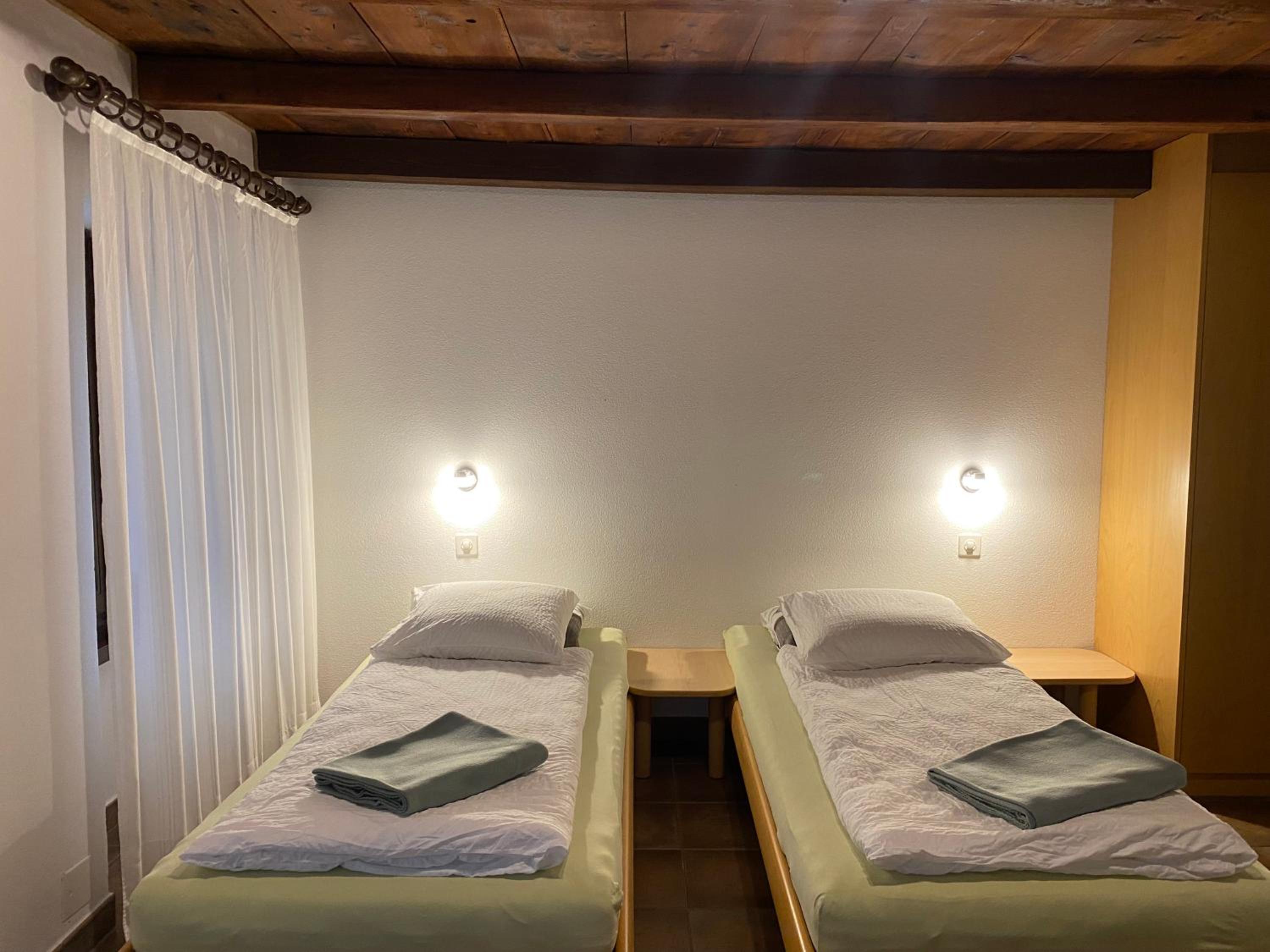 Twin Room with Balcony photo 3
