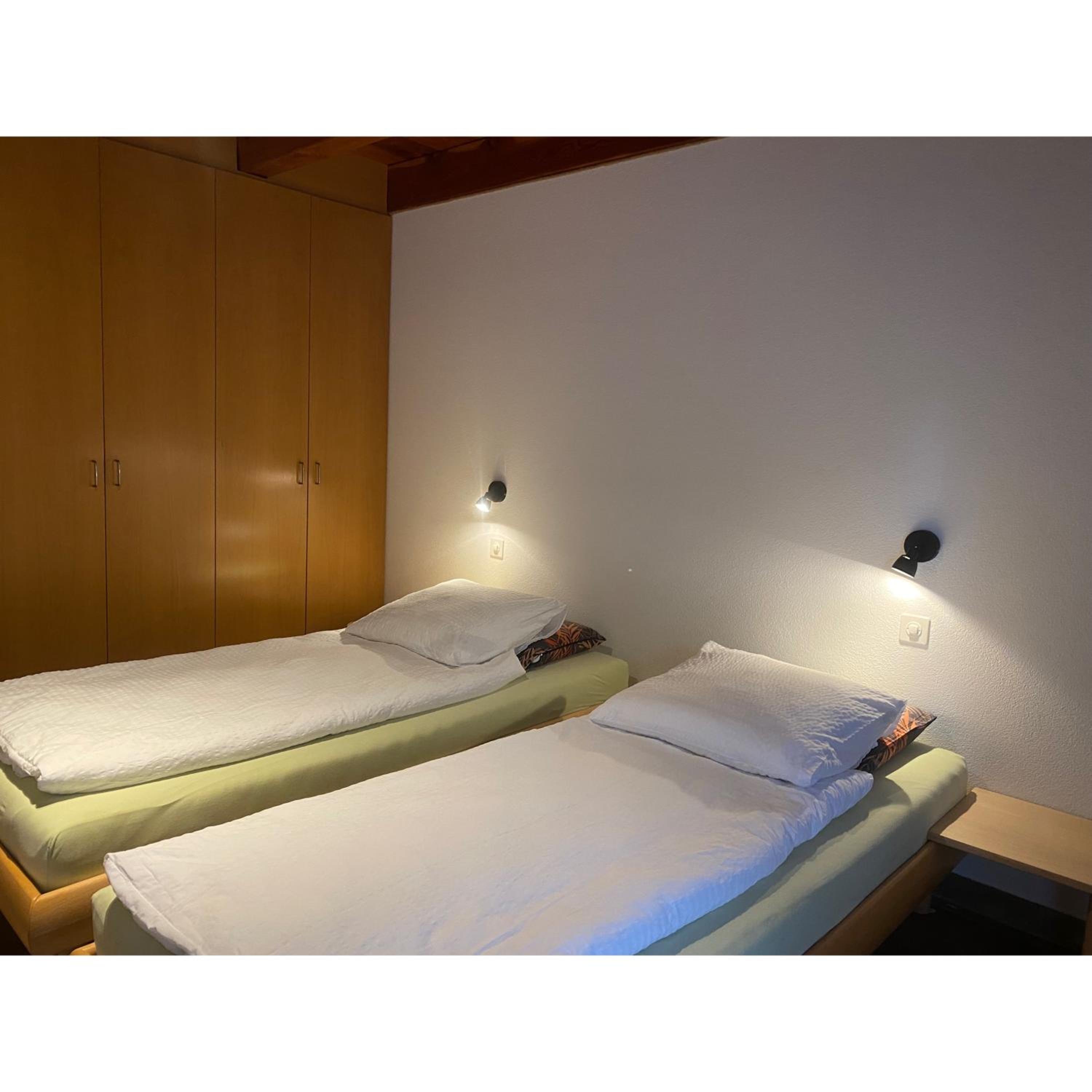 Twin Room with Balcony photo 3