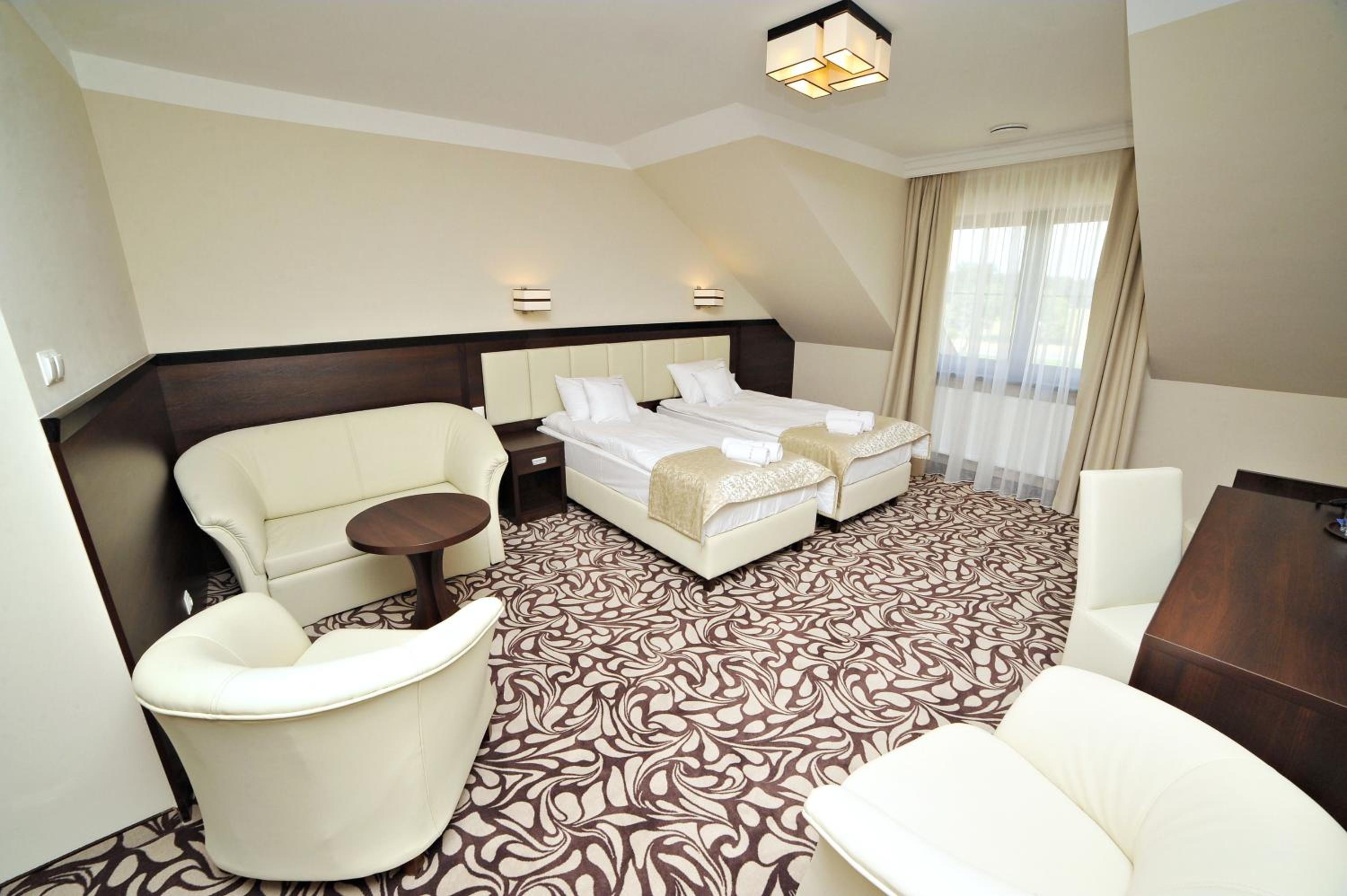 Twin Room - Photo 1
