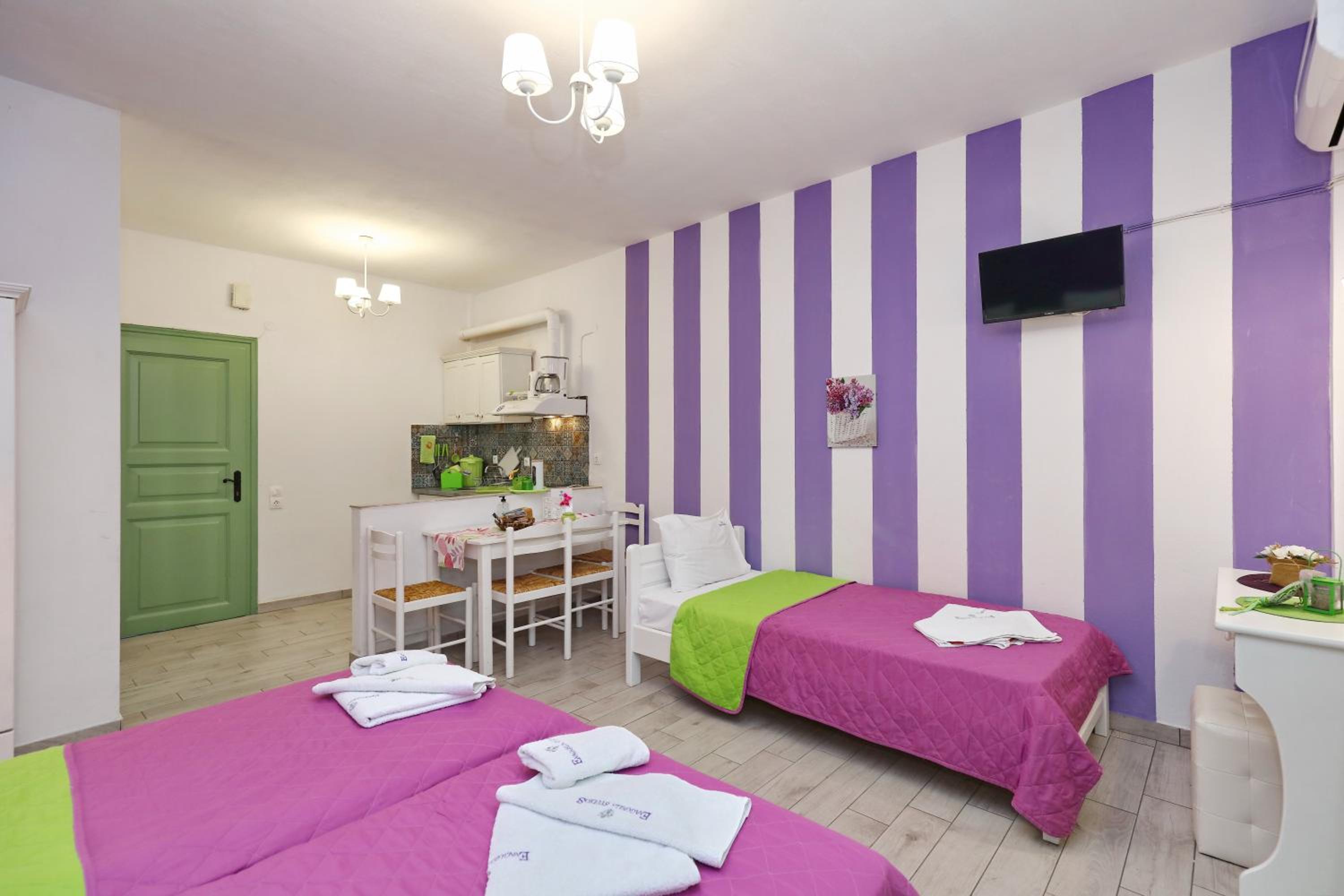 Studio Apartment with Sea View - Photo 6
