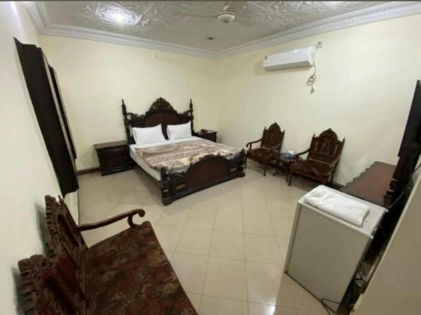 Executive Suite photo 2