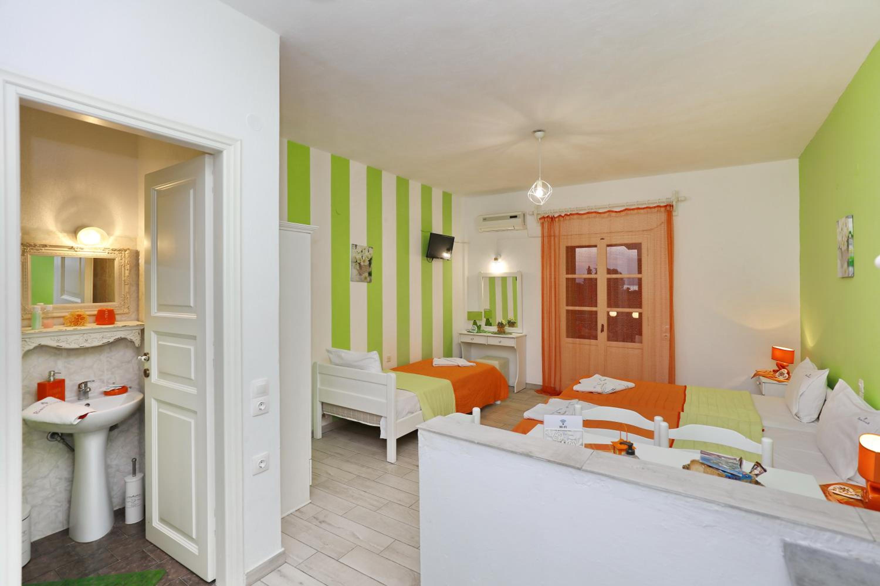 Studio Apartment with Sea View - Photo 9