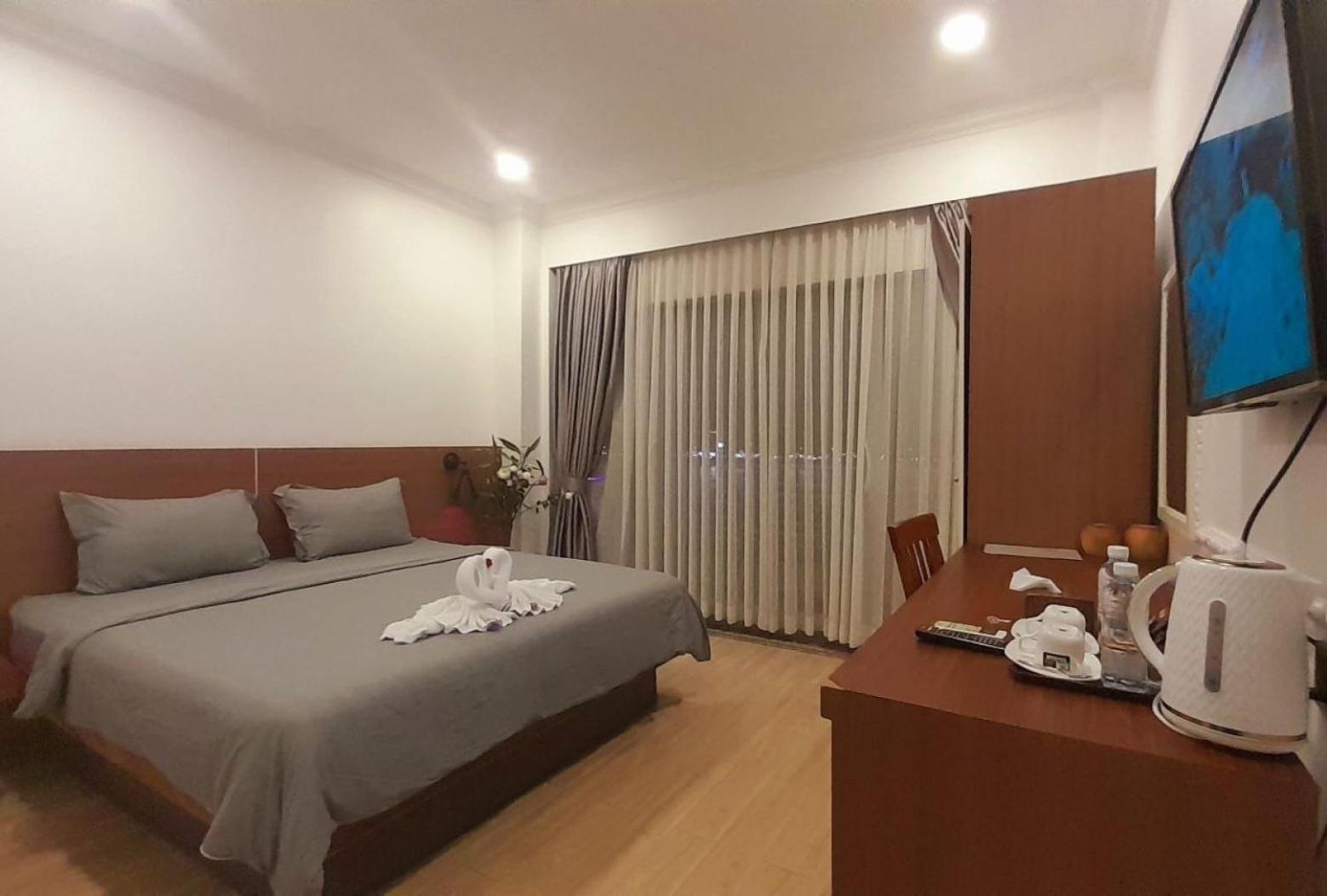 Deluxe Double Room with River View photo 1