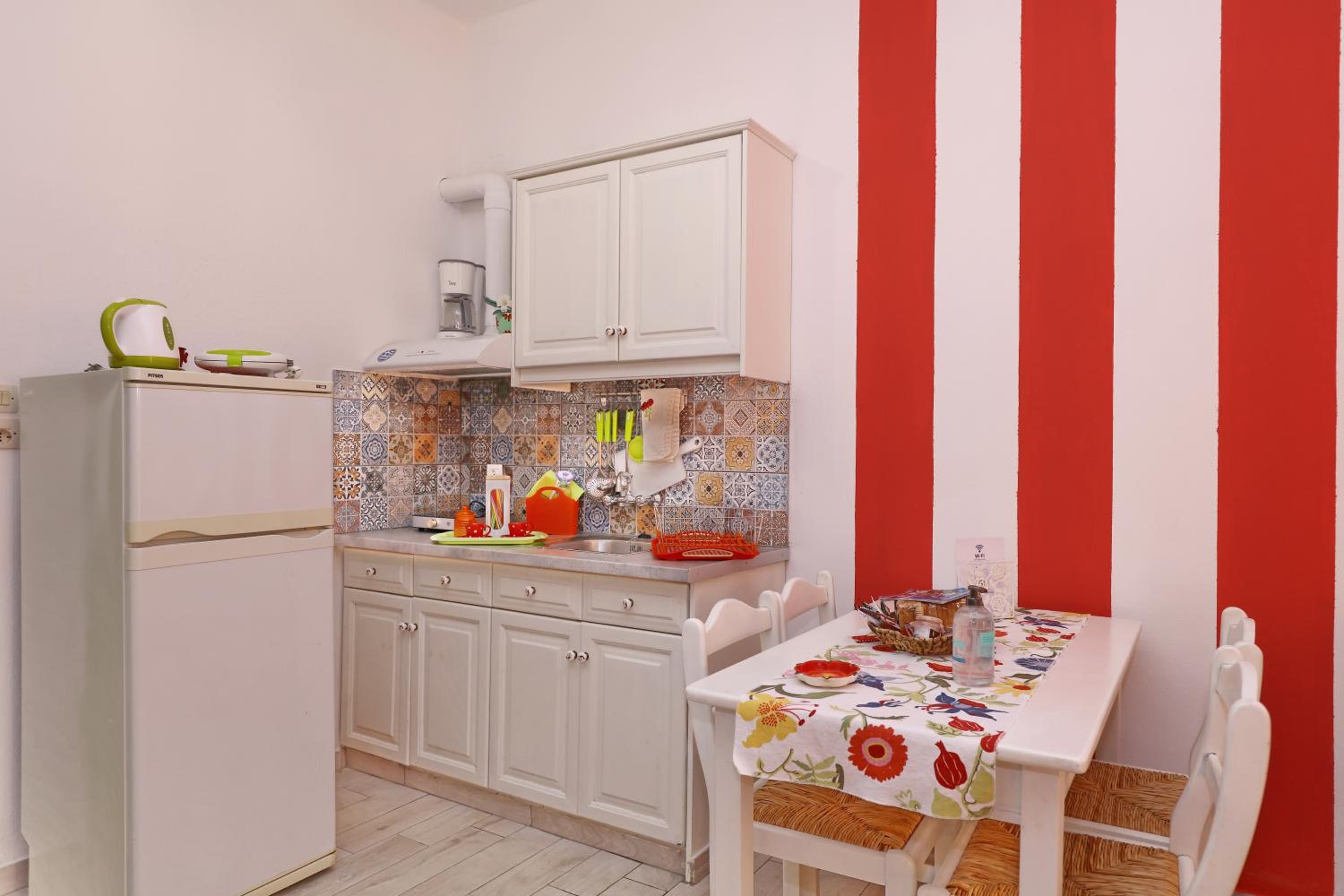 Studio Apartment with Sea View - Photo 17