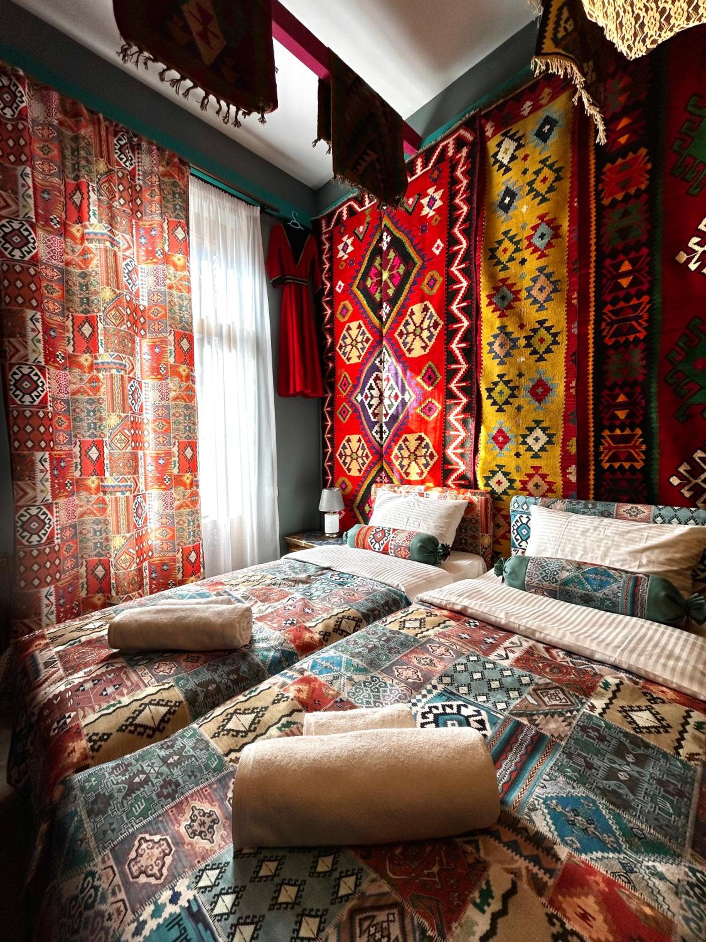 Deluxe Double or Twin Room - Photo 4