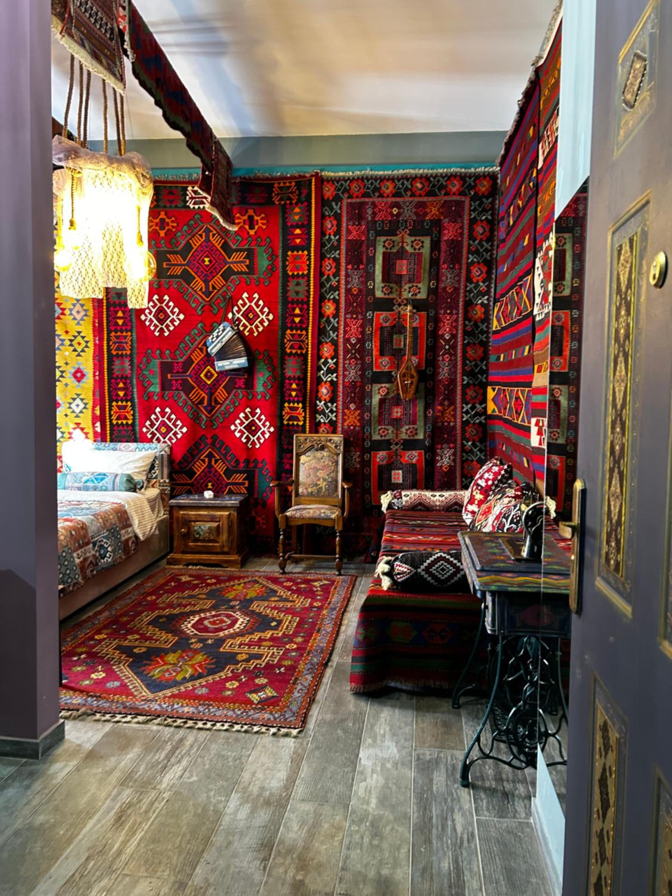 Deluxe Double or Twin Room - Photo 5