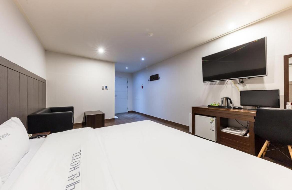 Standard Double Room photo 3