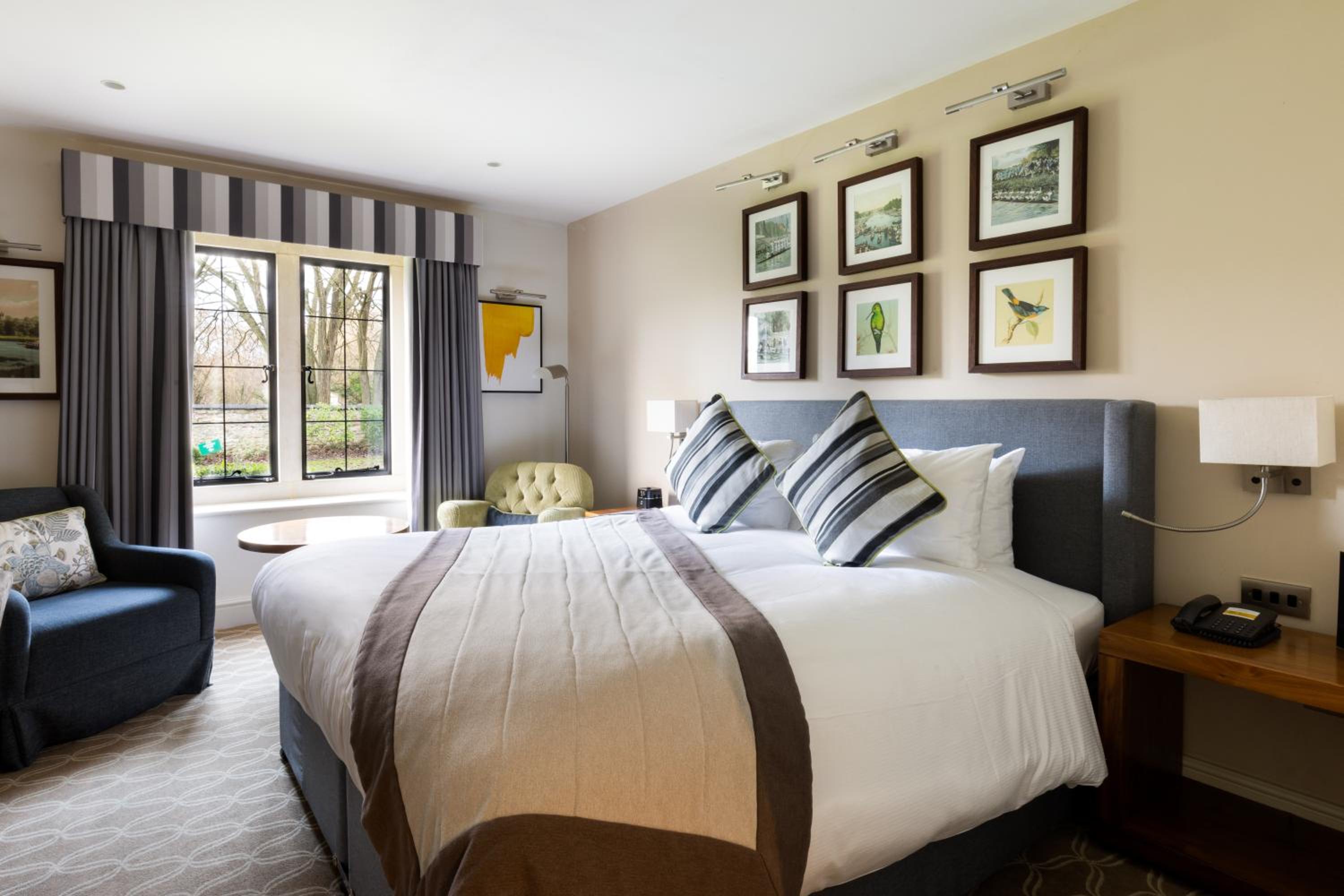 Premium King Room with Garden View - Photo 1