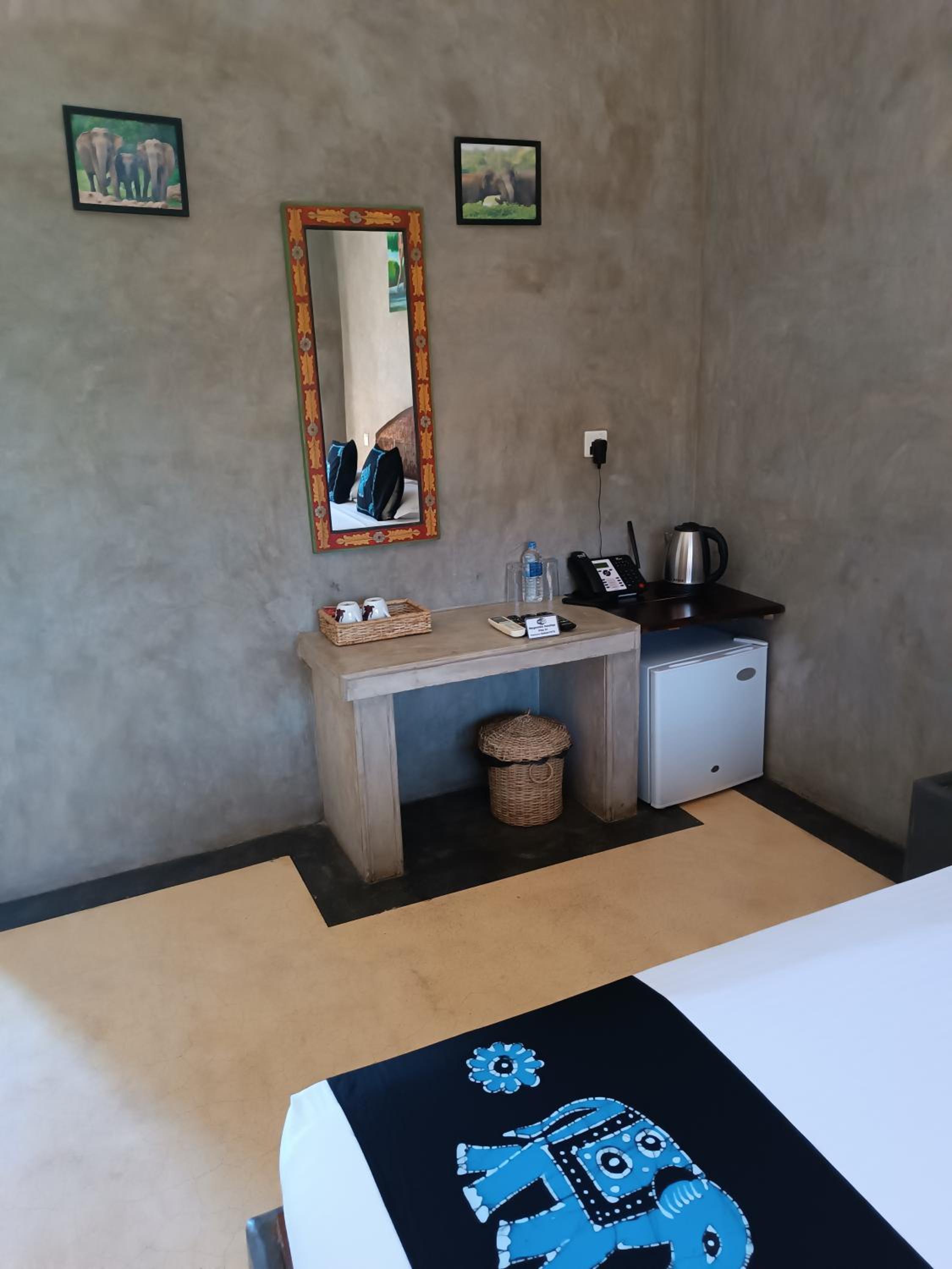 Deluxe Double Room with Canal View