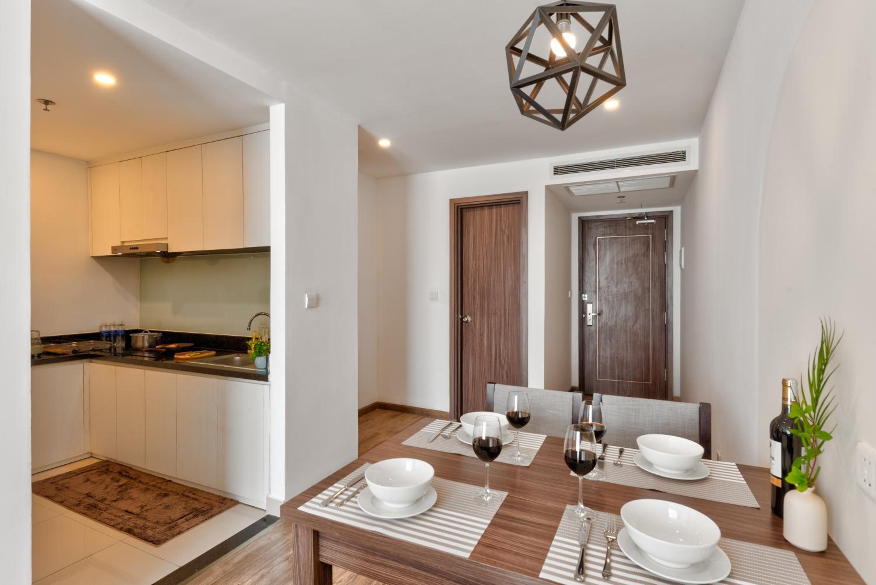 Two-Bedroom Apartment - Photo 5