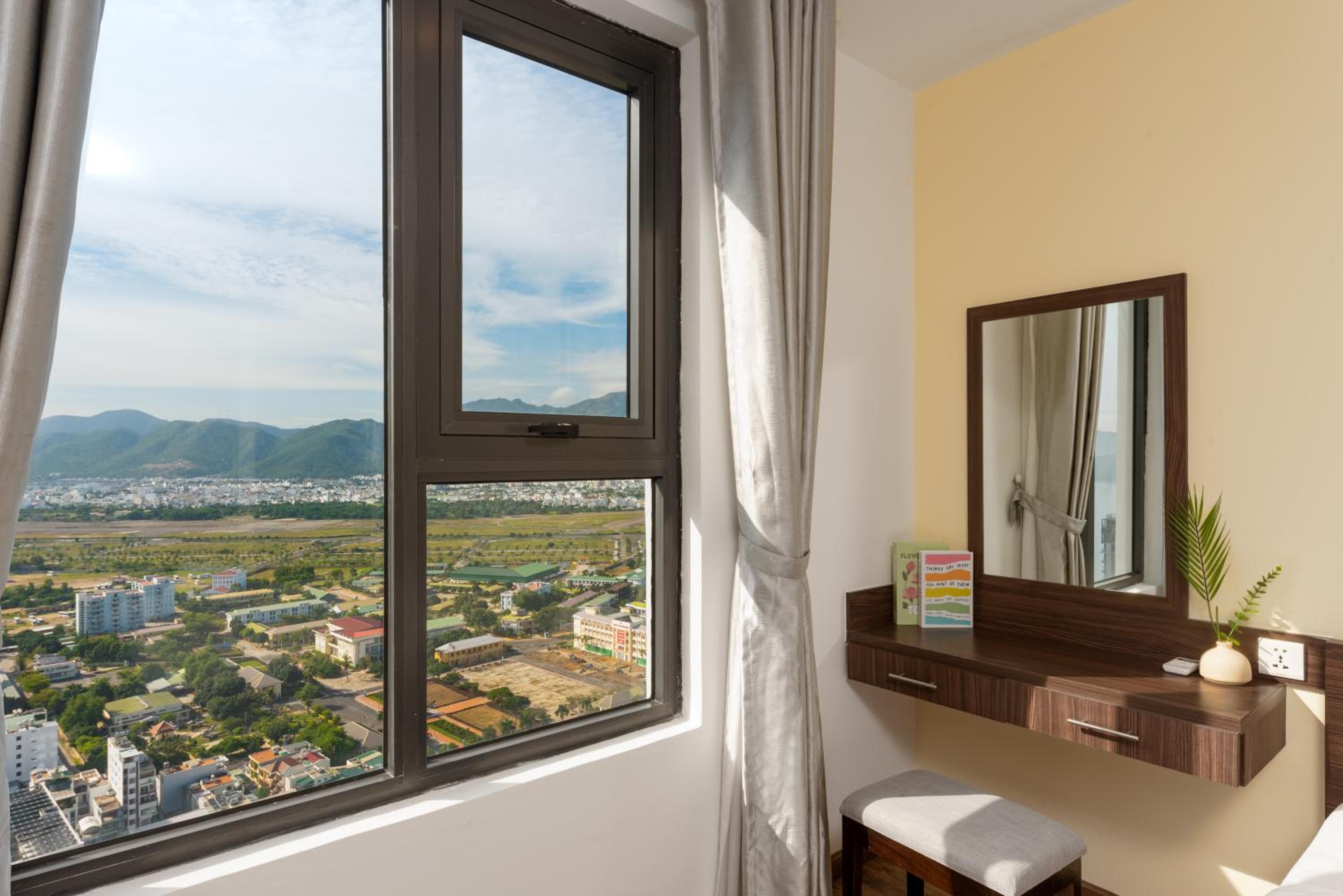 Two-Bedroom Apartment - Photo 9