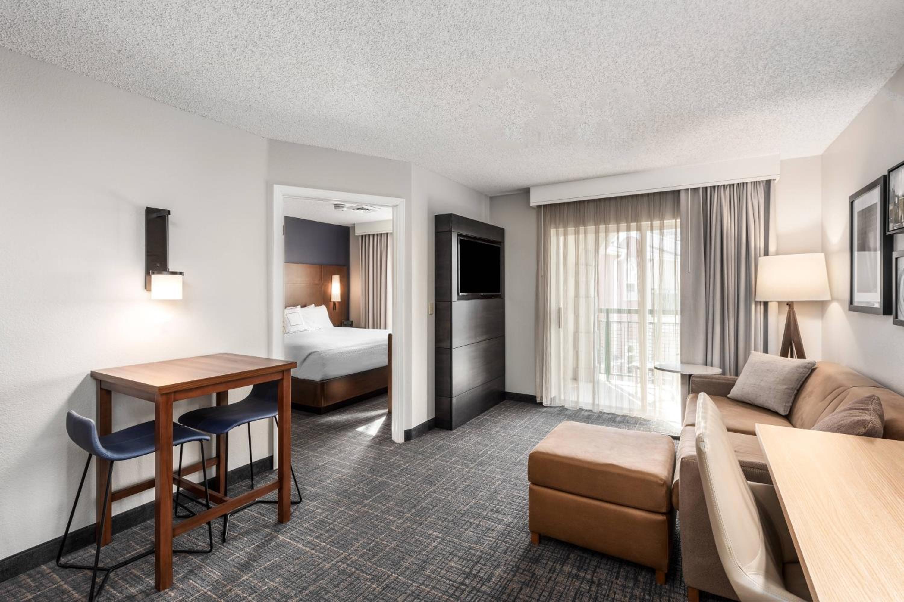 One Bedroom Suite with 1 King Bed and Sofa Bed - Photo 5