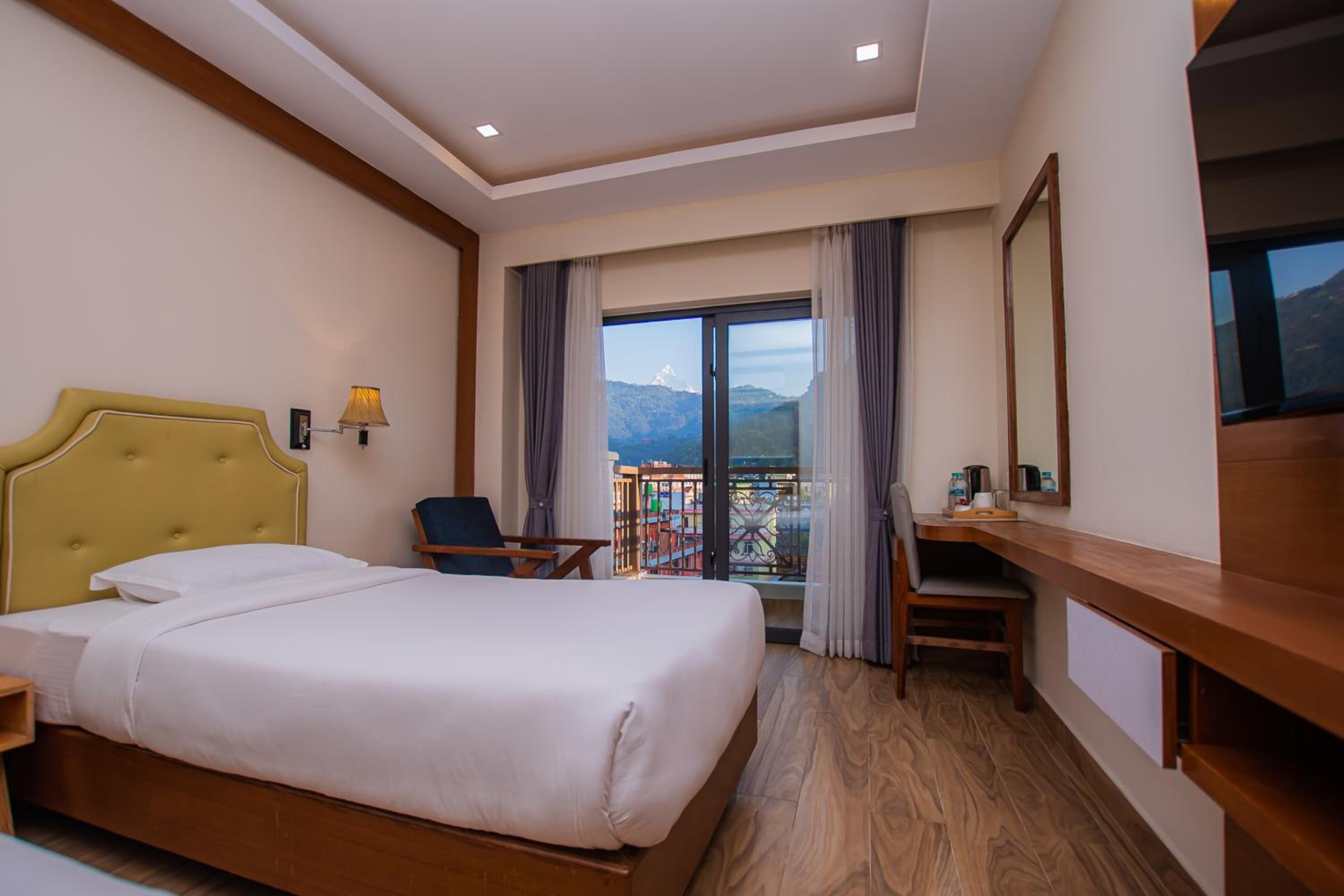 Deluxe Double Room - Photo 4