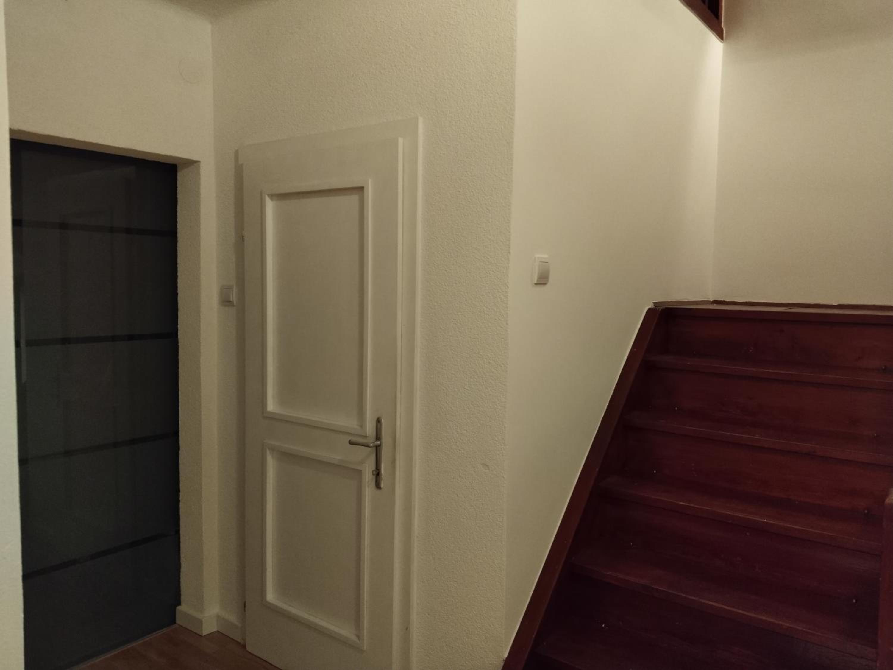 Three-Bedroom House photo 3