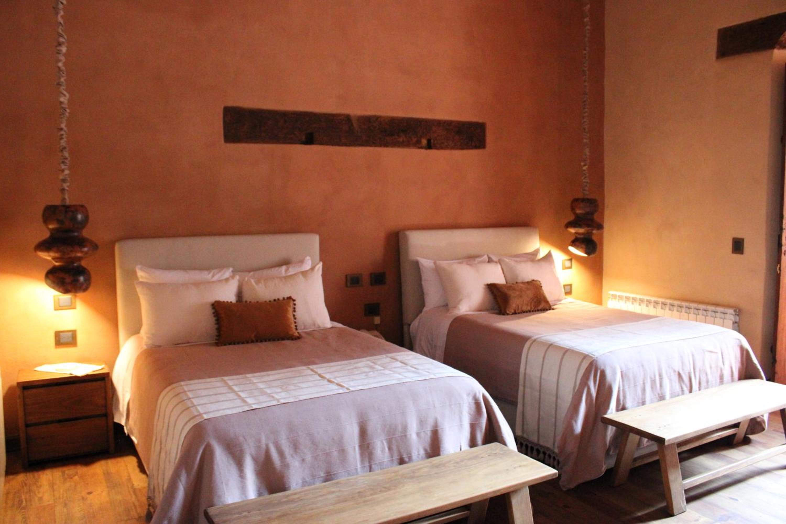 Double Room with Two Double Beds - Photo 1
