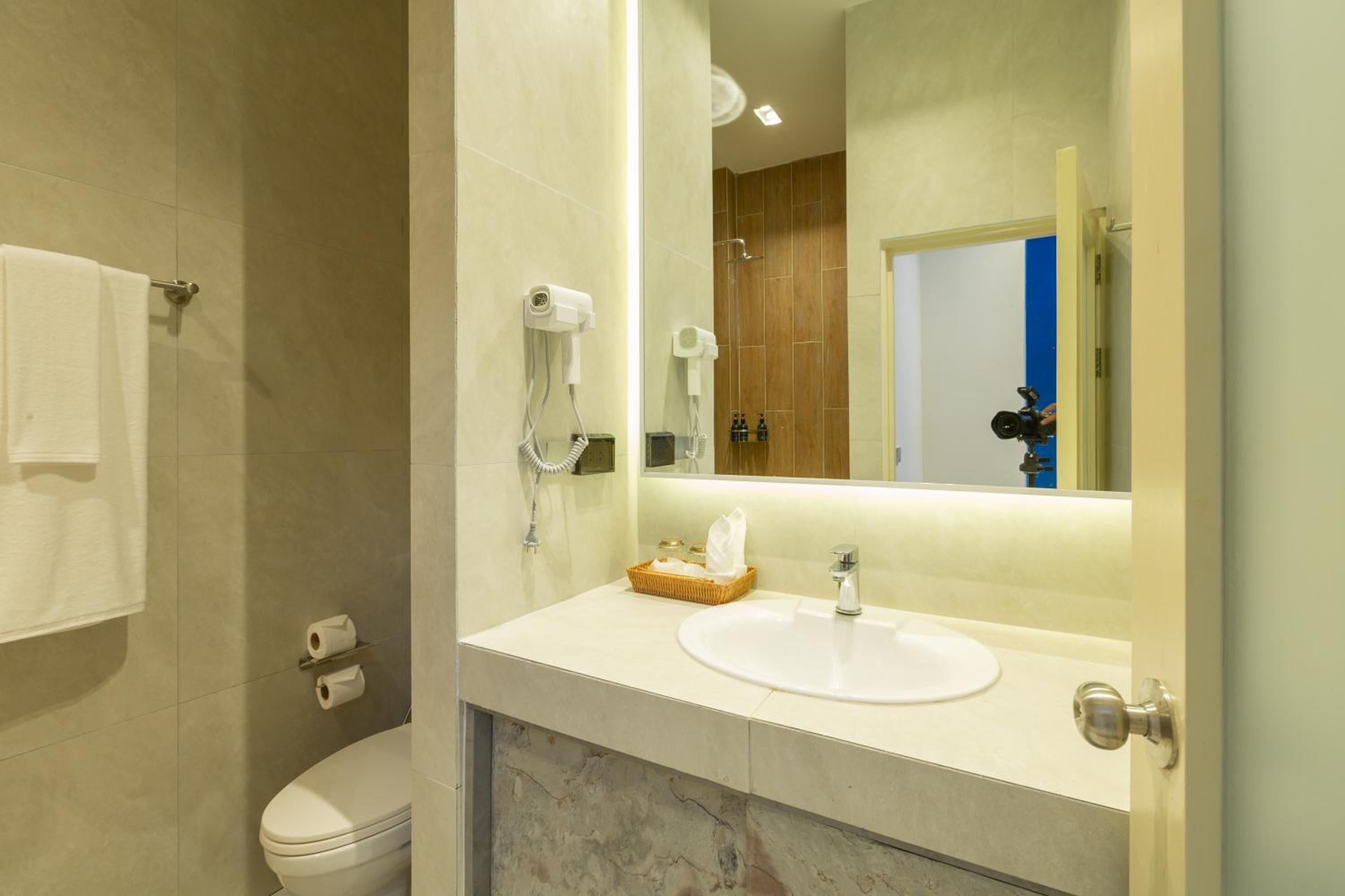 Four Bedroom Seaview Pool Villa photo 2