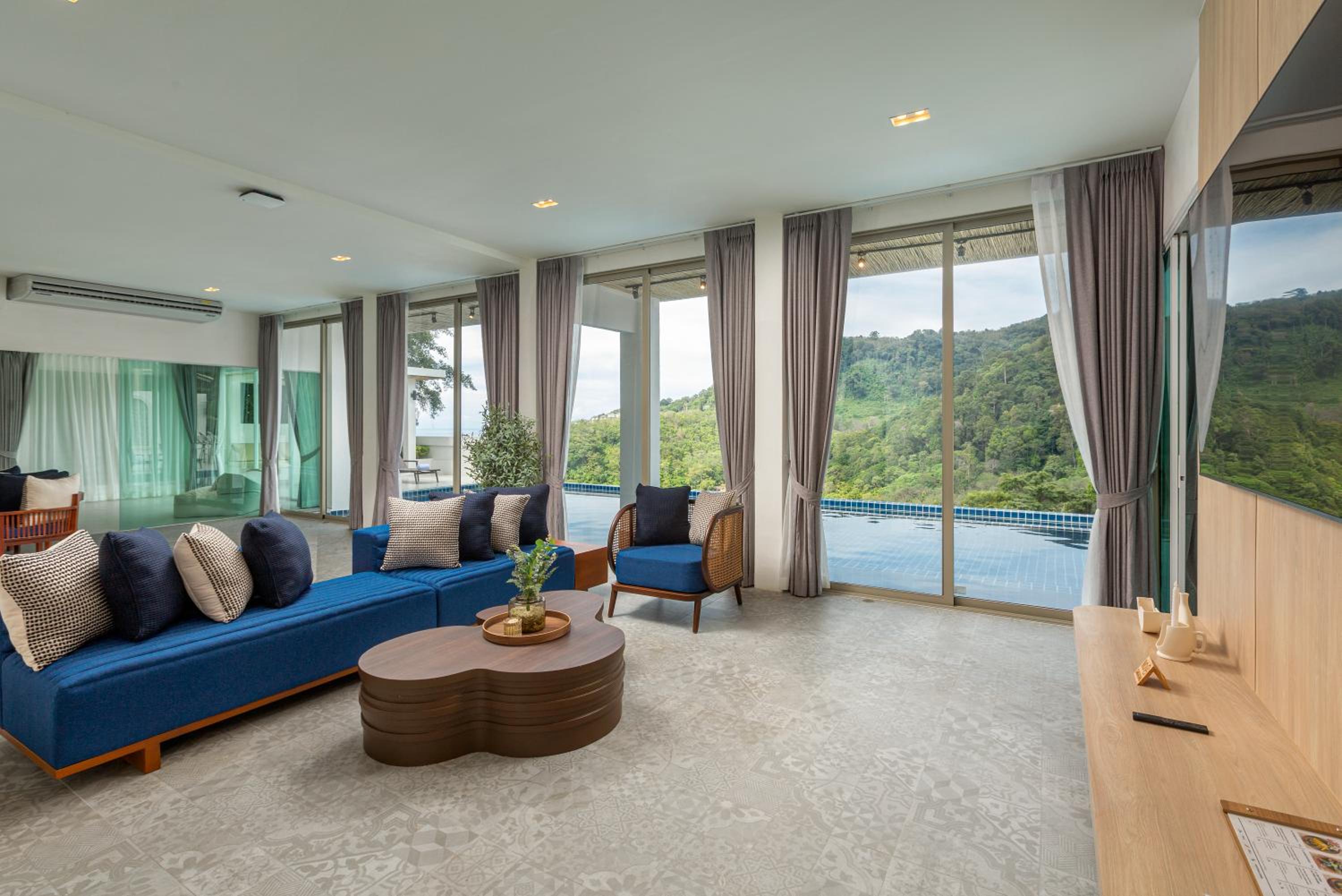 Four Bedroom Seaview Pool Villa photo 1