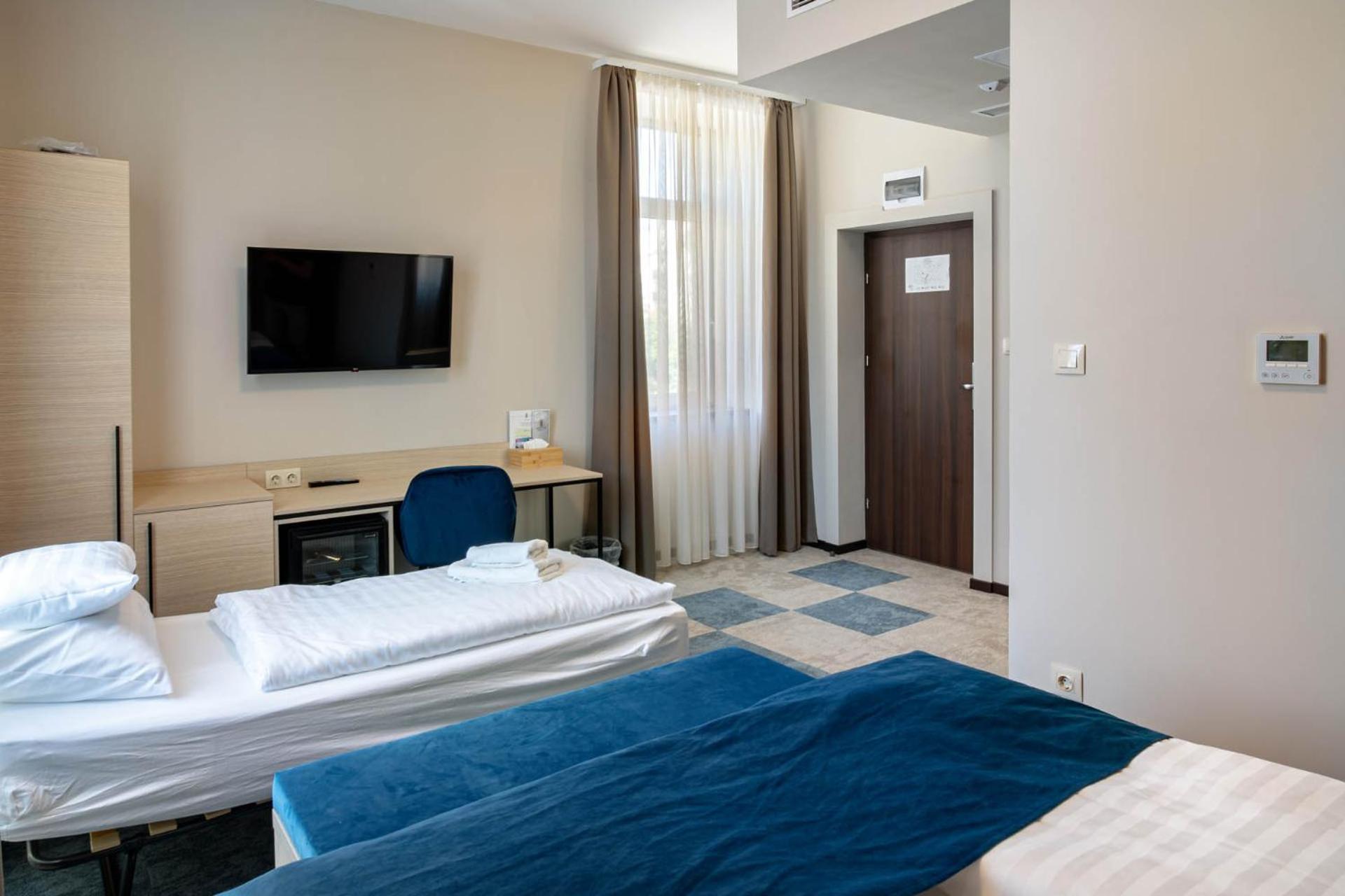Deluxe Double Room with Extra Bed